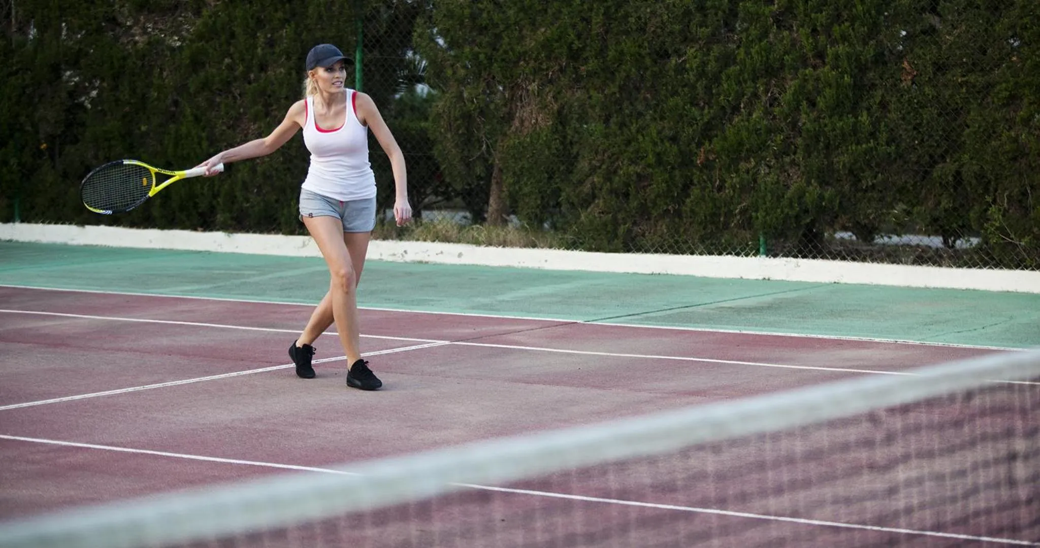 Tennis court in El Mouradi Palm Marina - Couple et Famille uniquement