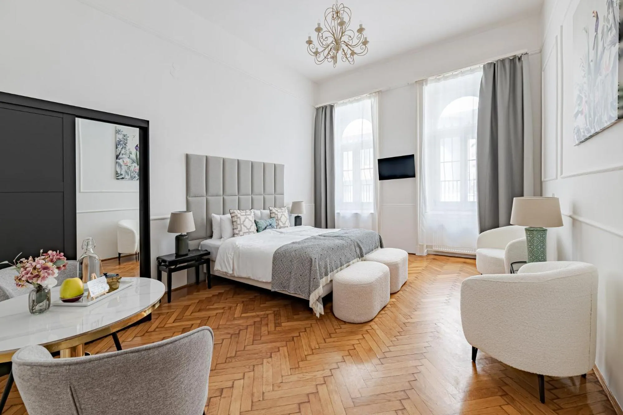 Bed in Beletage-Boutique Hotel