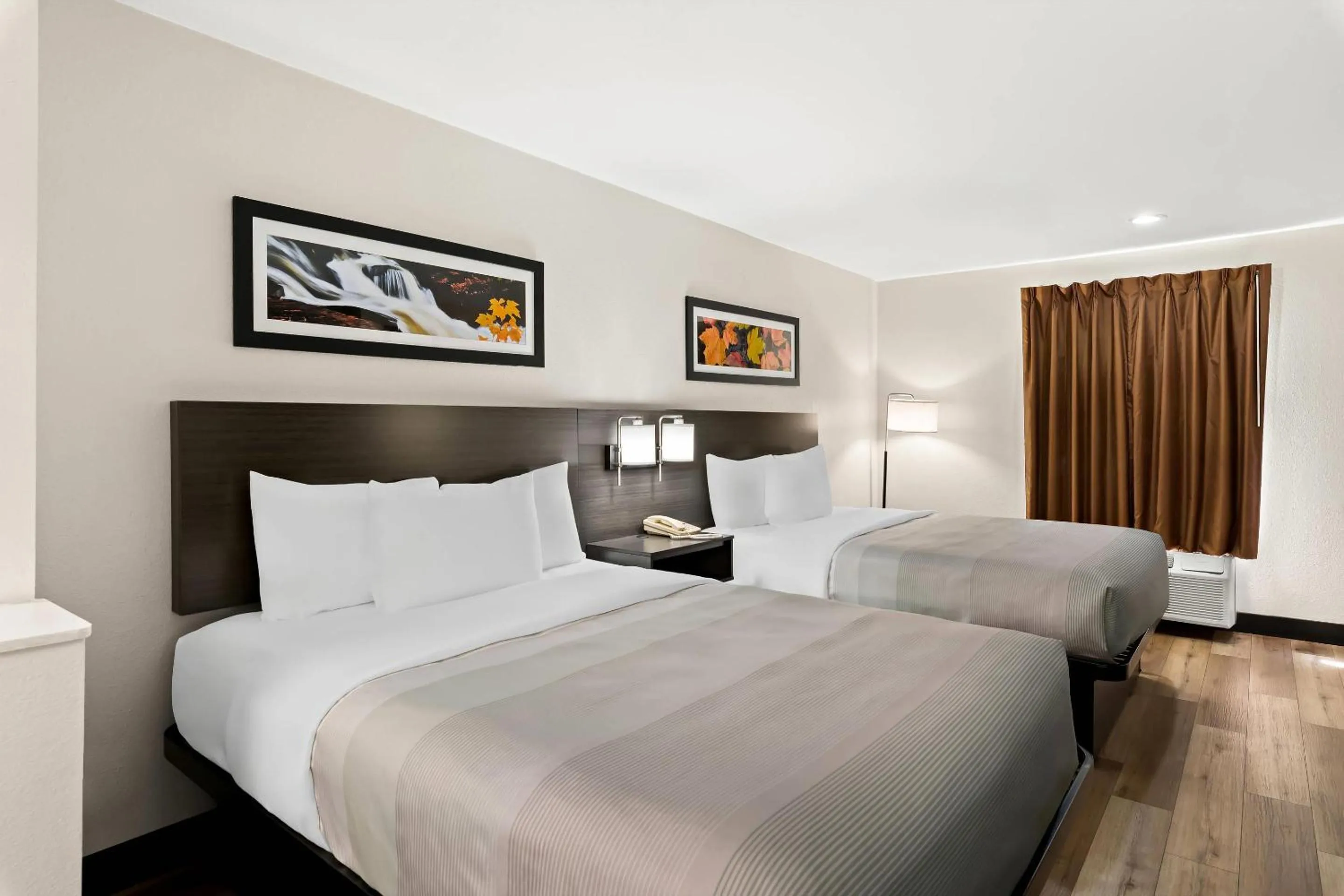 Bedroom, Bed in Quality Inn & Suites Dumas