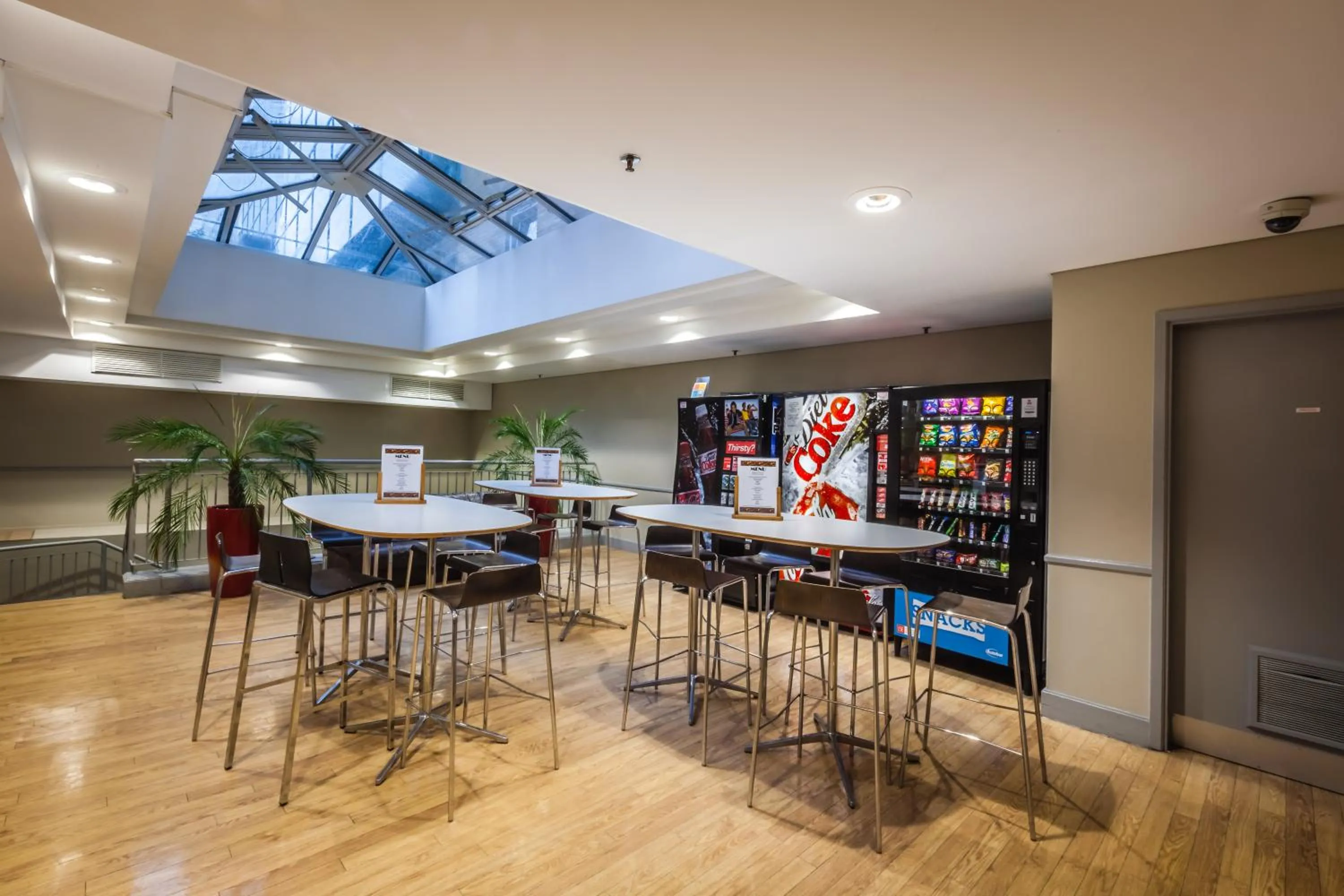 Communal lounge/ TV room in LSE High Holborn