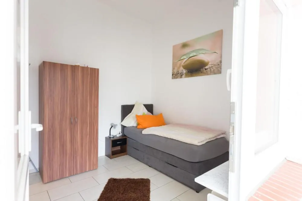 Bed in Oberkasseler Hof Bonn