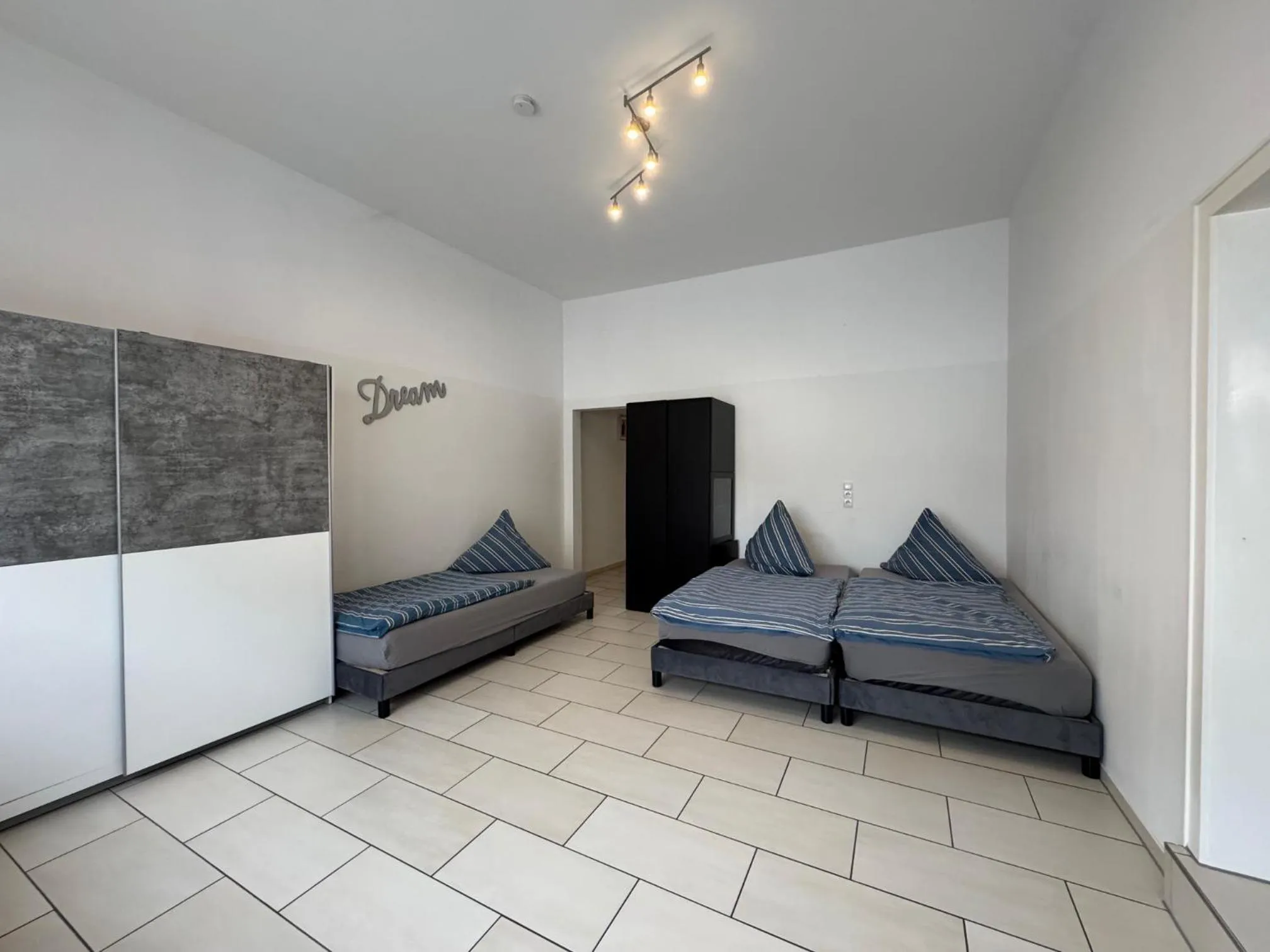 Bed in Oberkasseler Hof Bonn