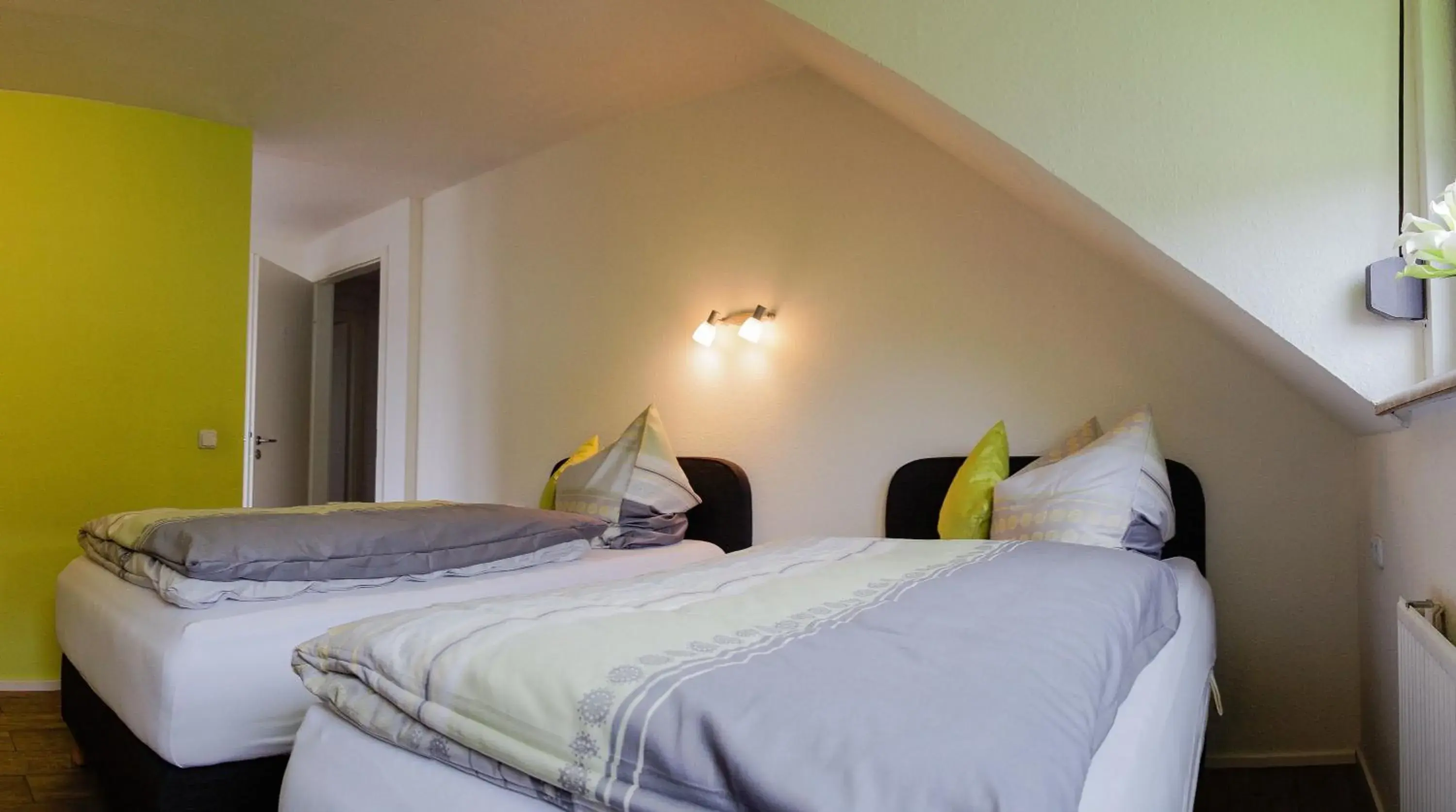 Comfort Double or Twin Room in Oberkasseler Hof Bonn Comfort Double or Twin Room in Oberkasseler Hof Bonn