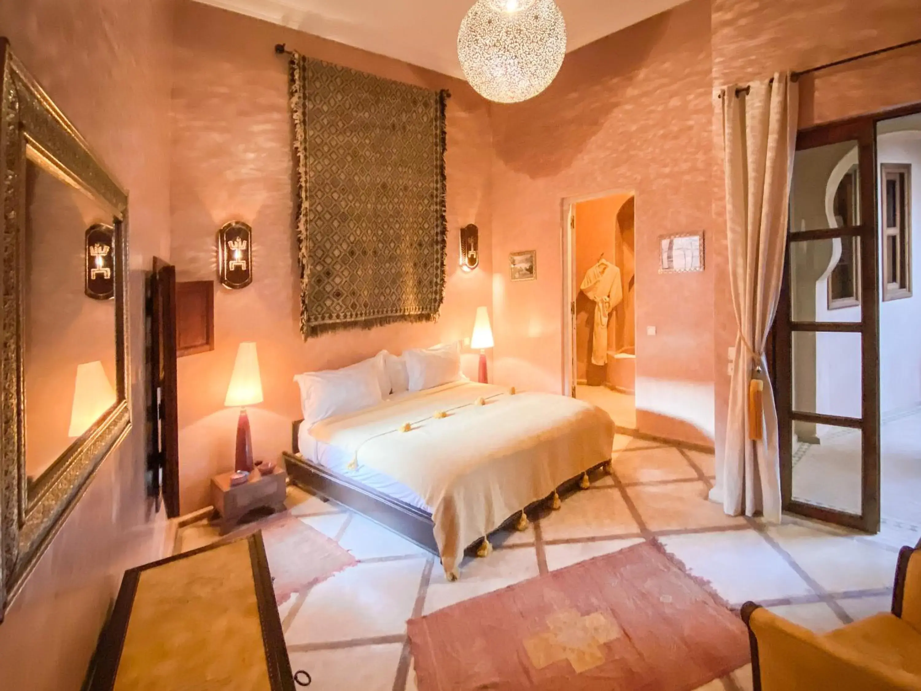 Basic Double Room - single occupancy in Riad Selouane Basic Double Room - single occupancy in Riad Selouane