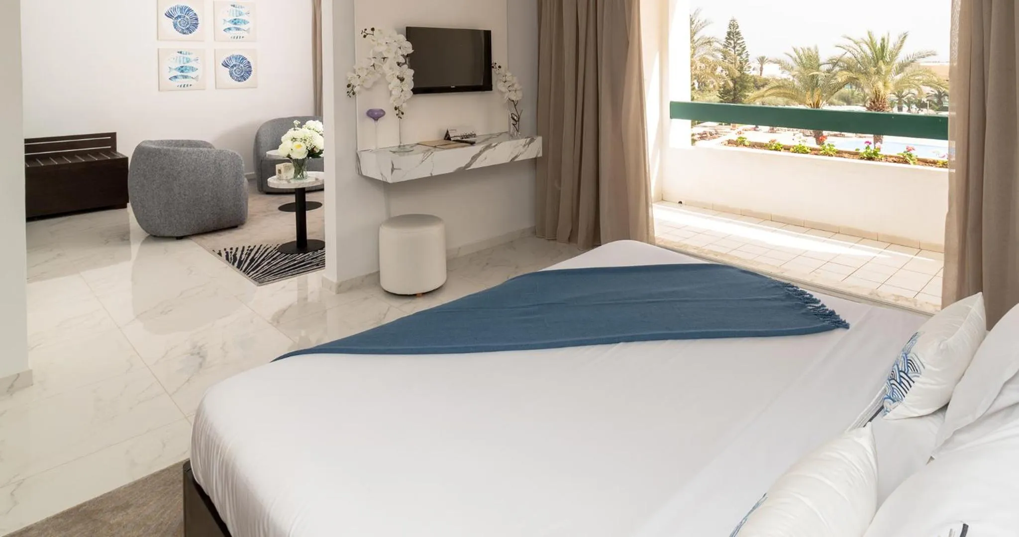 Bedroom, Bed in El Mouradi Palace- Couple et Famille uniquement