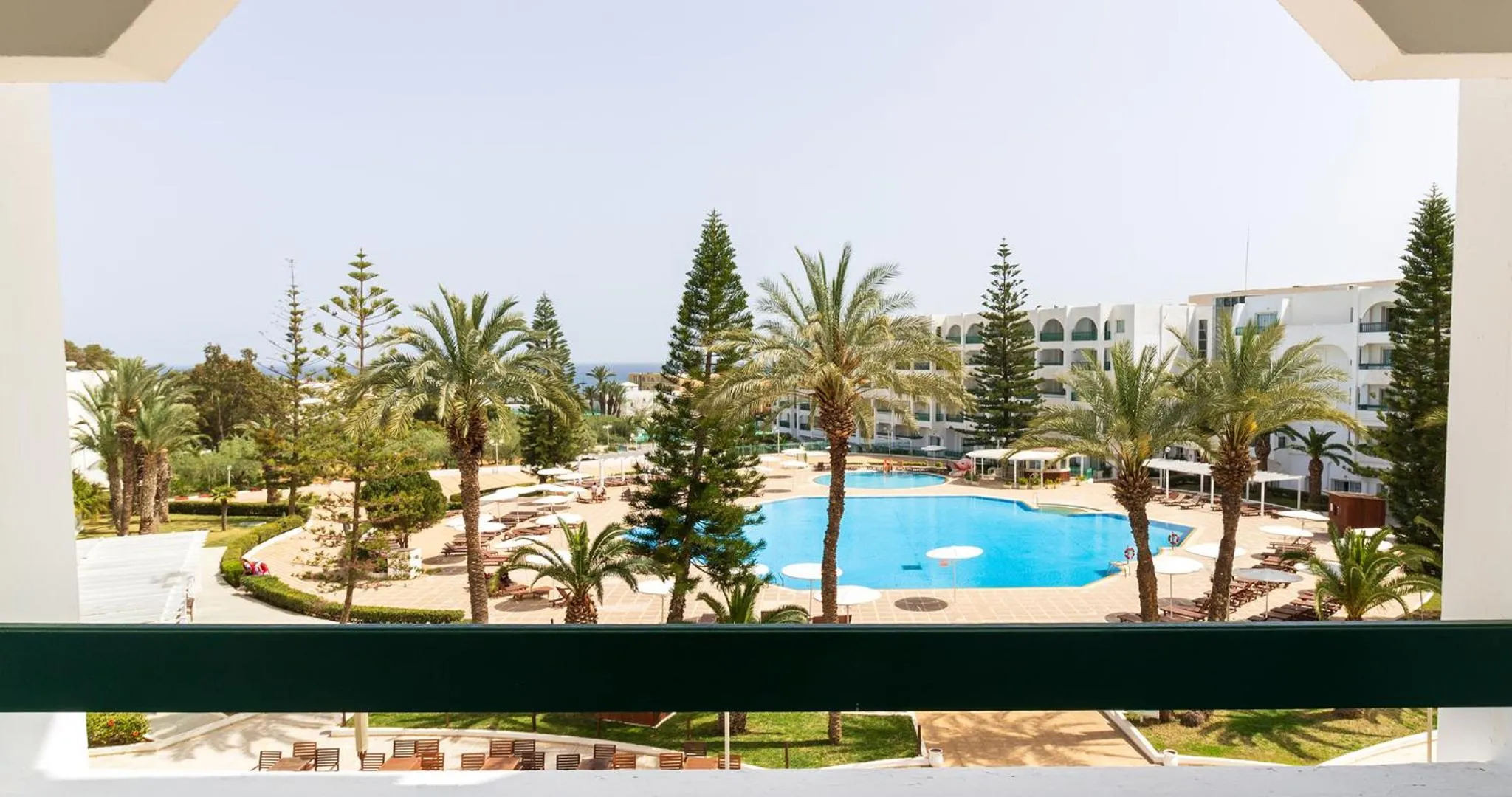 Pool view in El Mouradi Palace- Couple et Famille uniquement