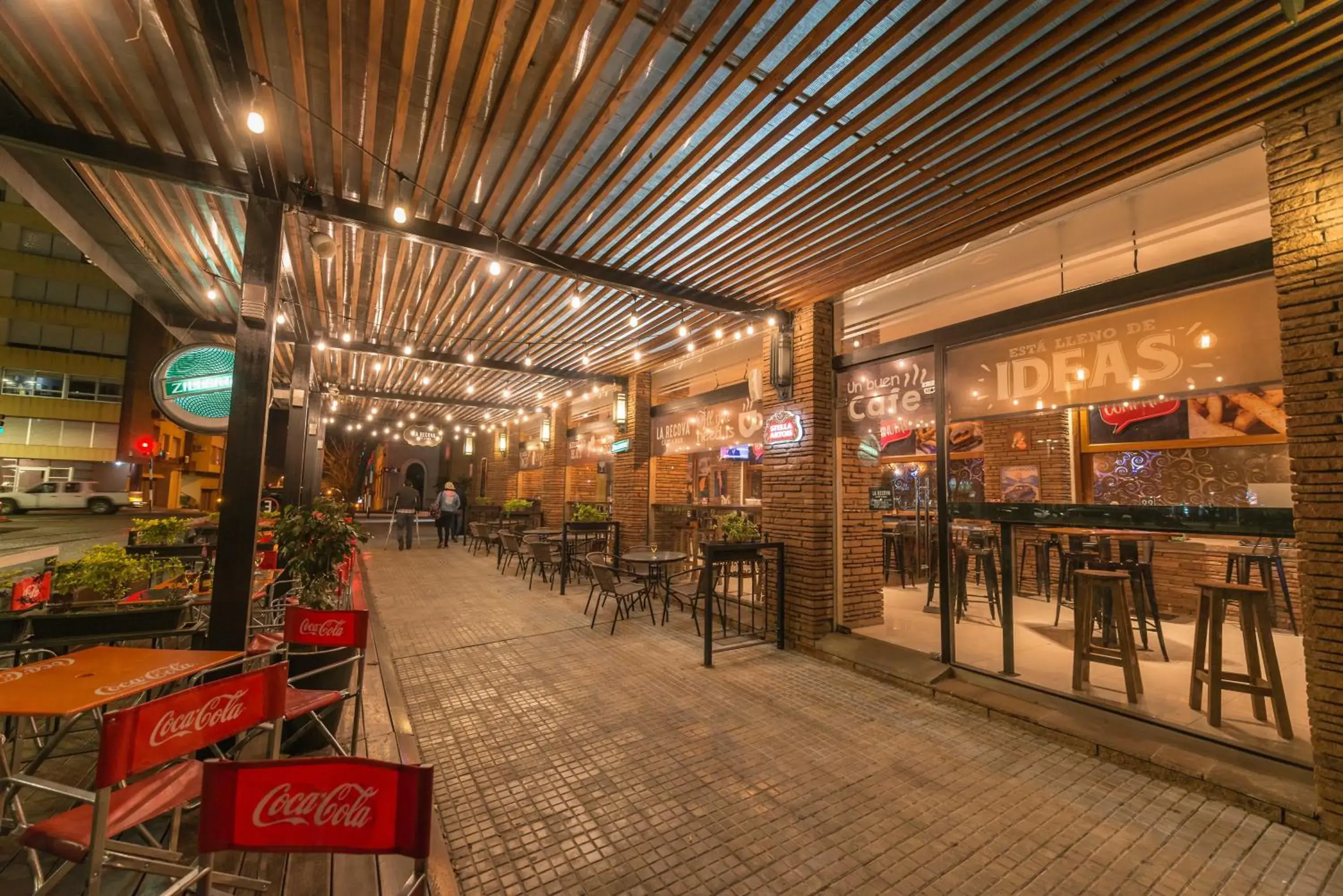 Restaurant/places to eat in Salto Hotel y Casino Restaurant/places to eat in Salto Hotel y Casino