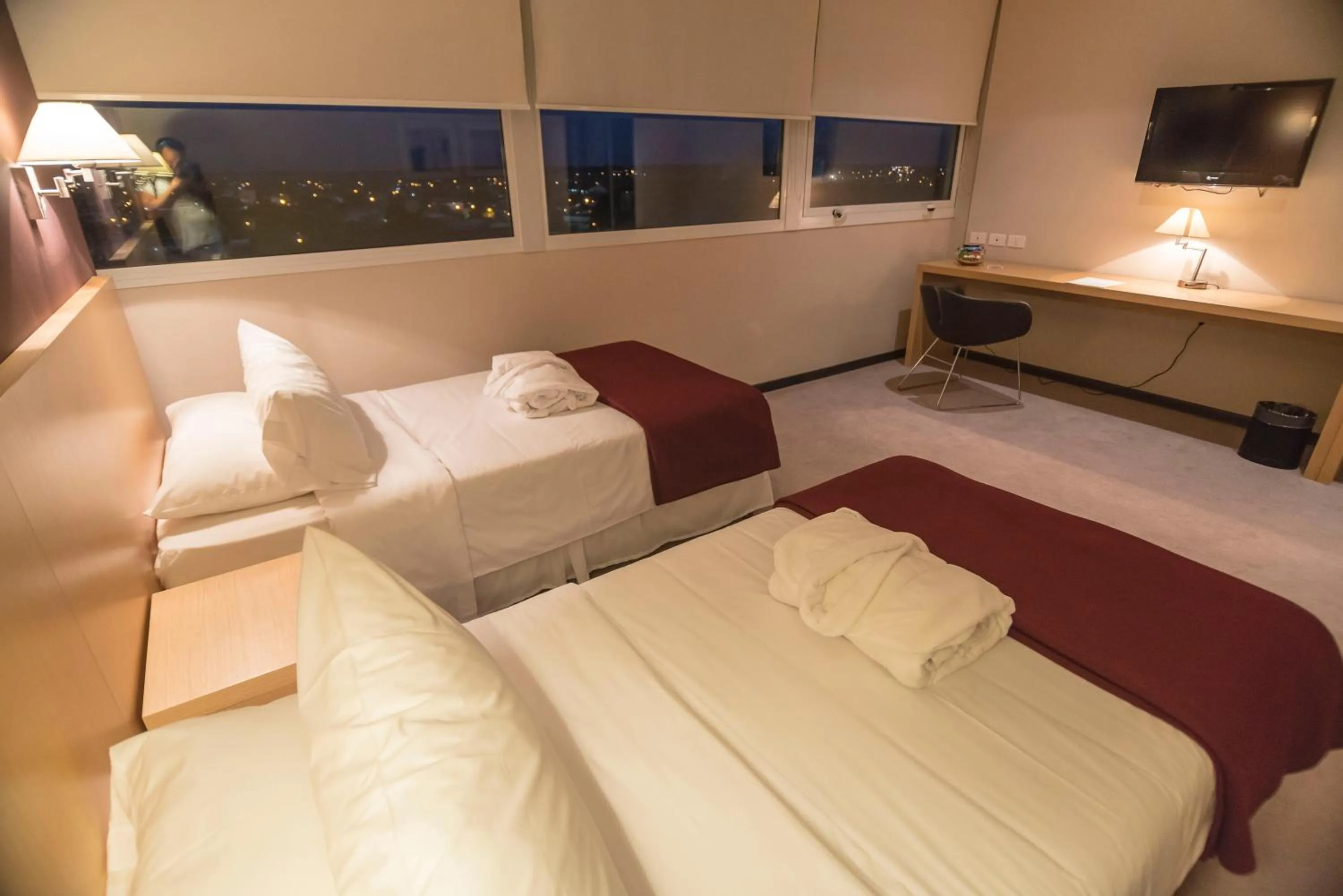 Bedroom, Bed in Salto Hotel y Casino