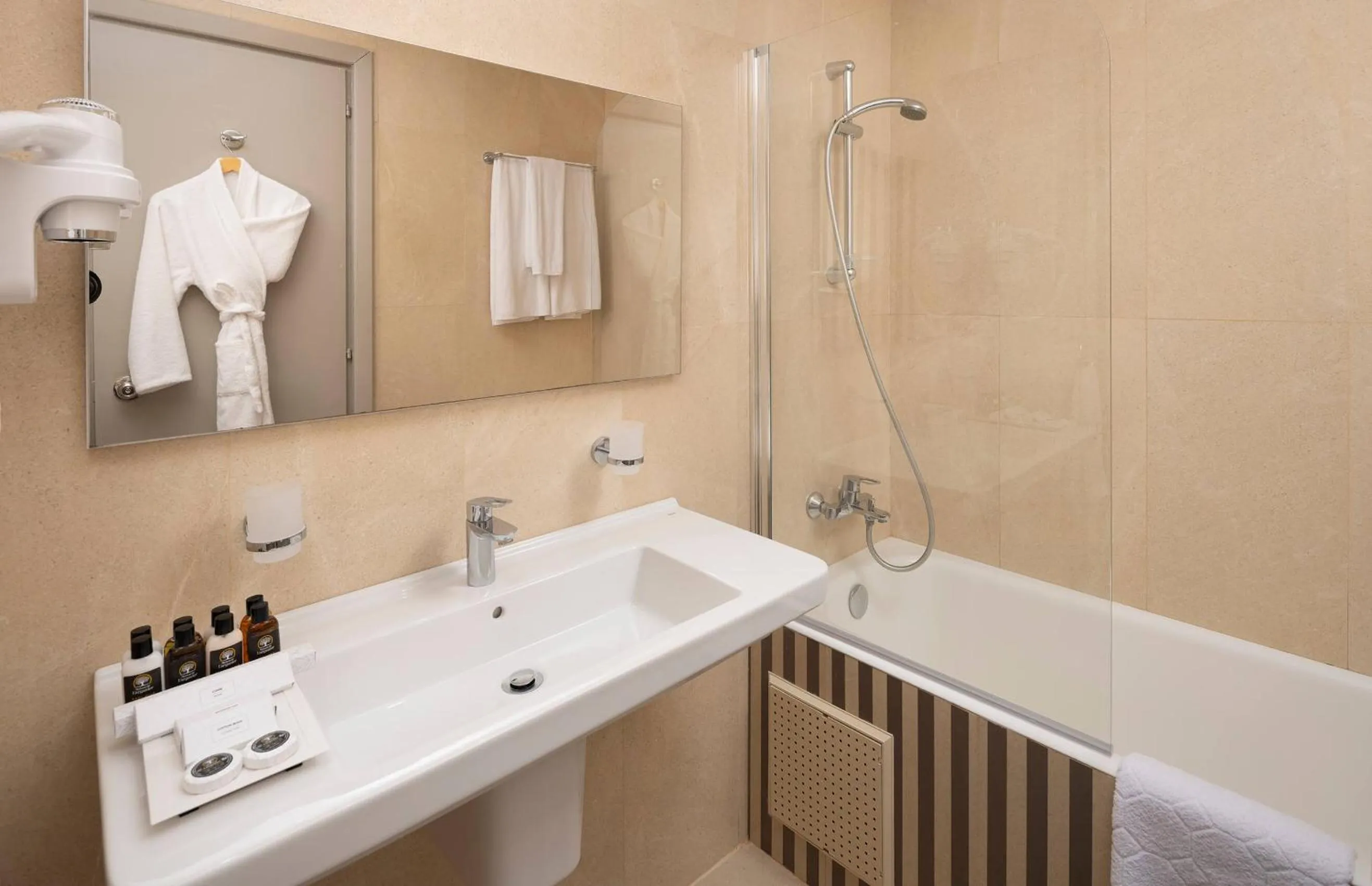 Bathroom in Ramada Plaza by Wyndham Tunis