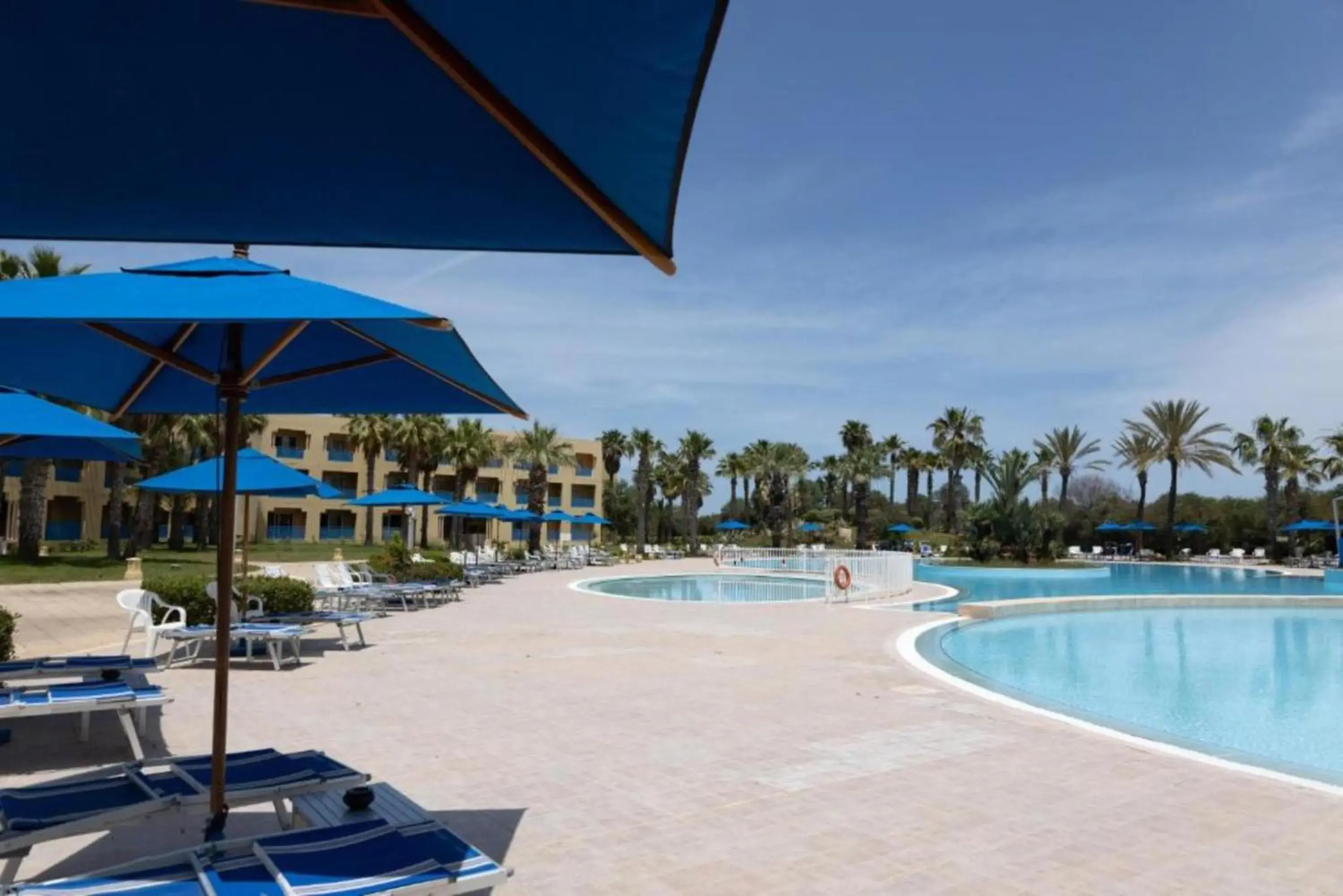 Swimming pool in Verdi Tunis Beach Resort Swimming pool in Verdi Tunis Beach Resort
