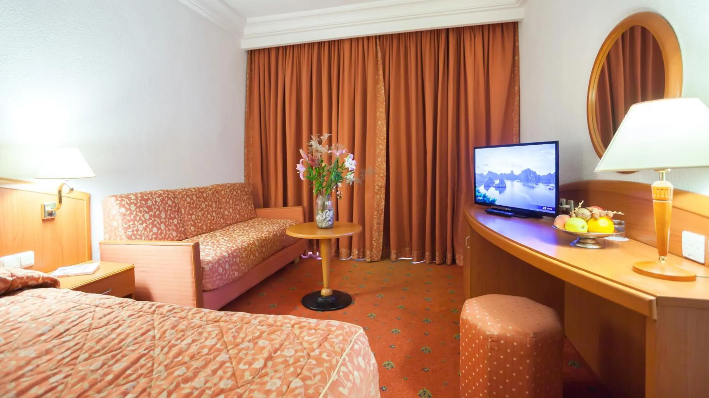 Bed in El Mouradi Gammarth Bed in El Mouradi Gammarth