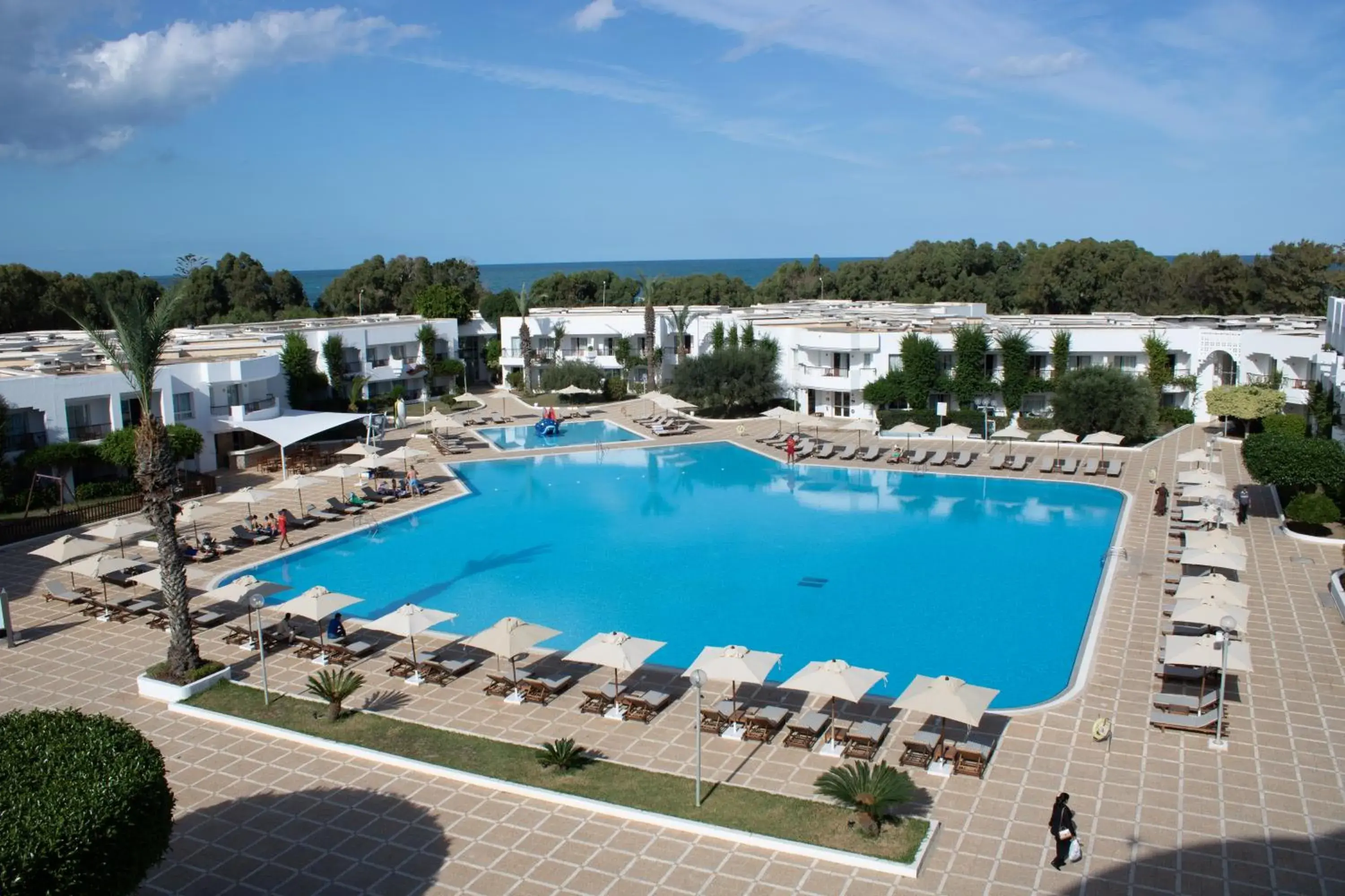 Swimming pool in El Mouradi Gammarth Swimming pool in El Mouradi Gammarth