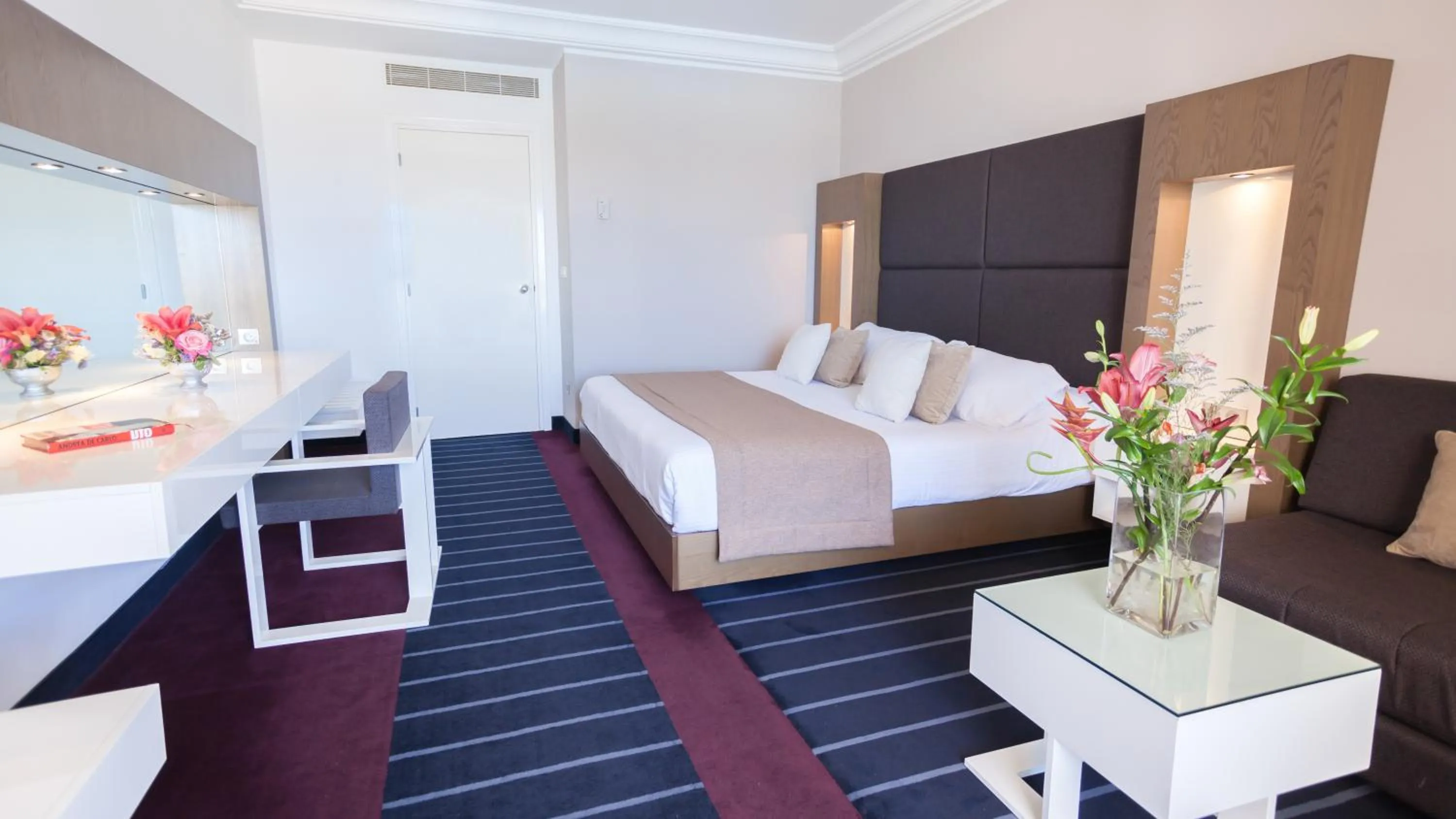 Bedroom, Bed in El Mouradi Gammarth