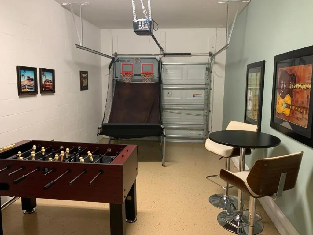 Property building in Paradise Palms- 6 Bedroom Pool Home-3150Pp