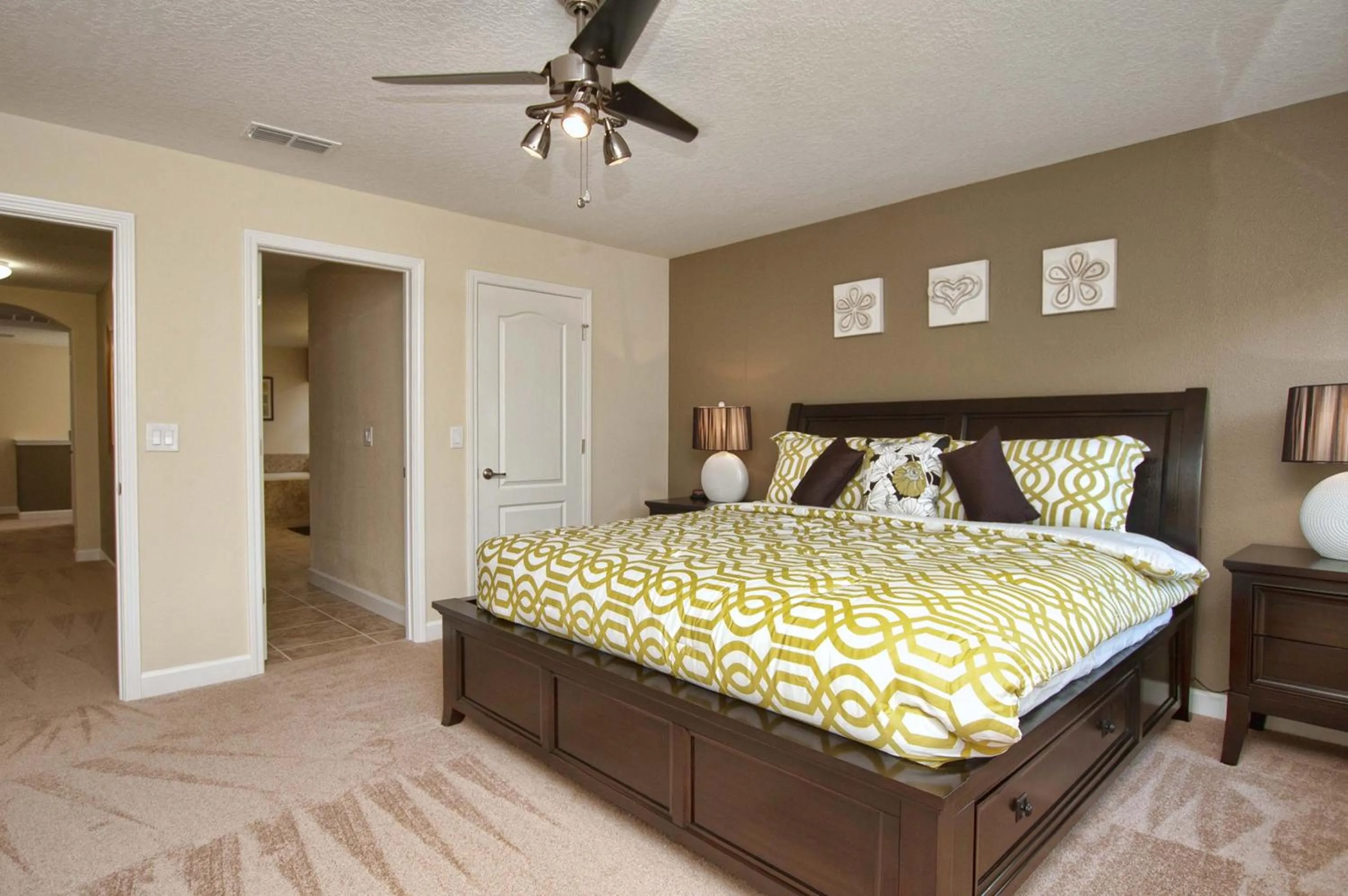 Property building, Bed in Paradise Palms- 6 Bedroom Pool Home-3150Pp