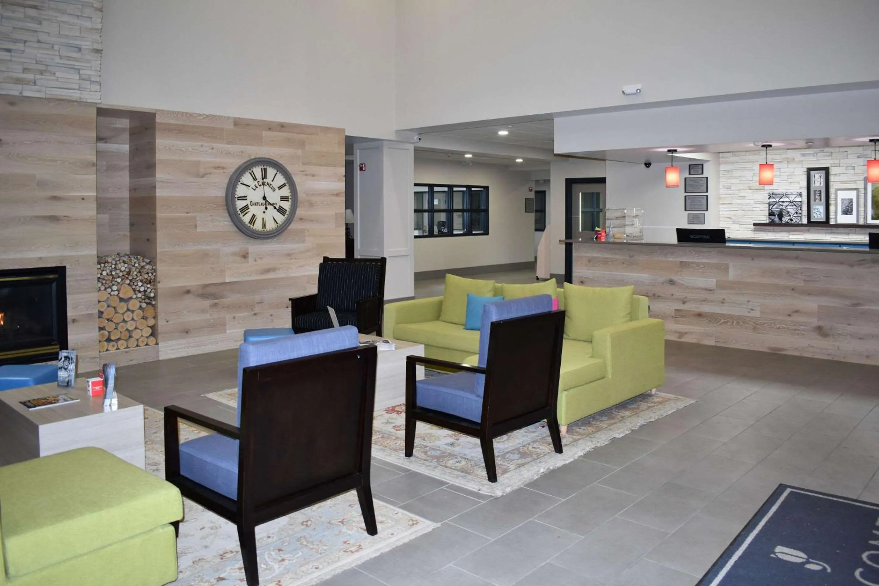 Lobby or reception in Country Inn & Suites by Radisson, Hagerstown, MD
