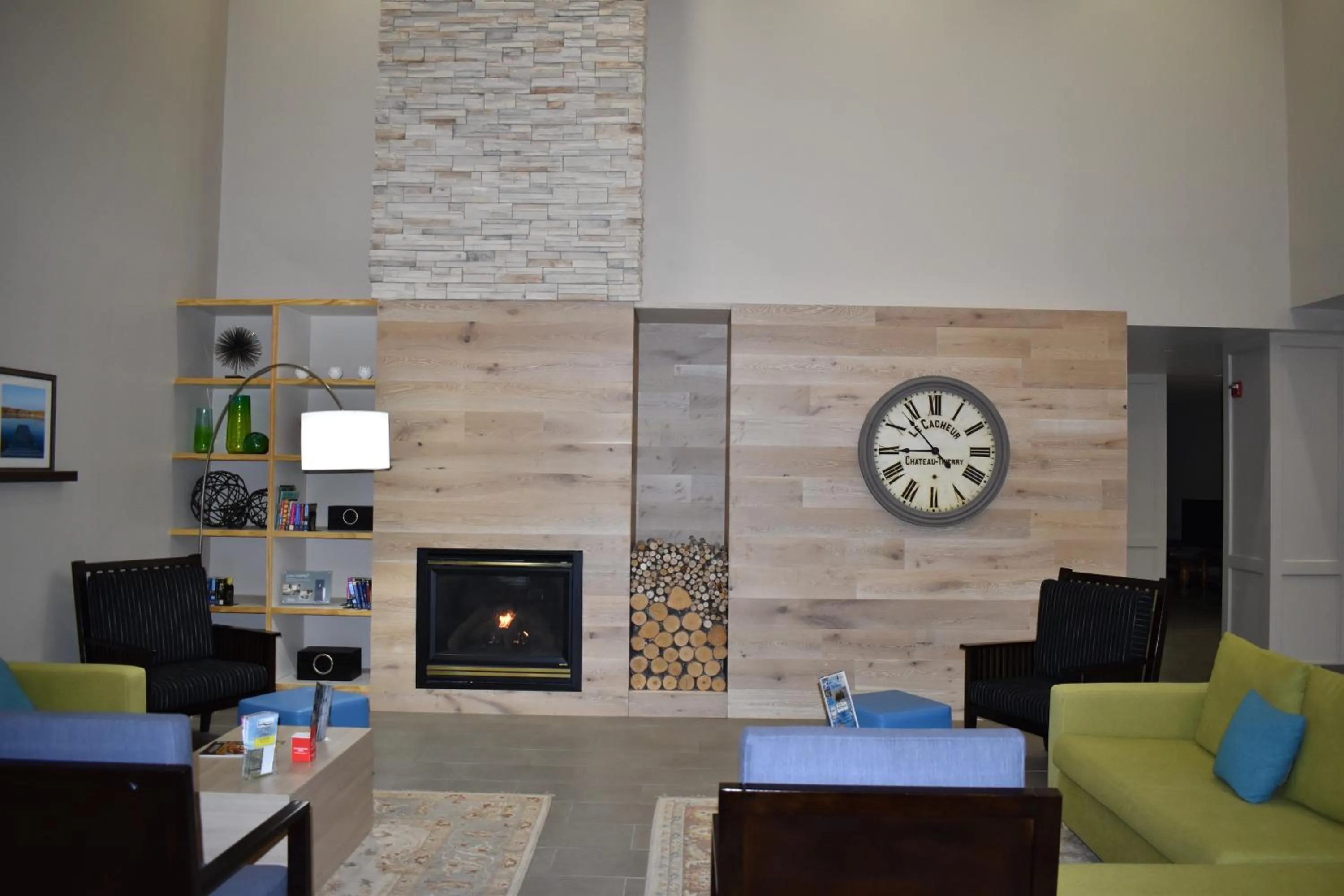 Lobby or reception in Country Inn & Suites by Radisson, Hagerstown, MD