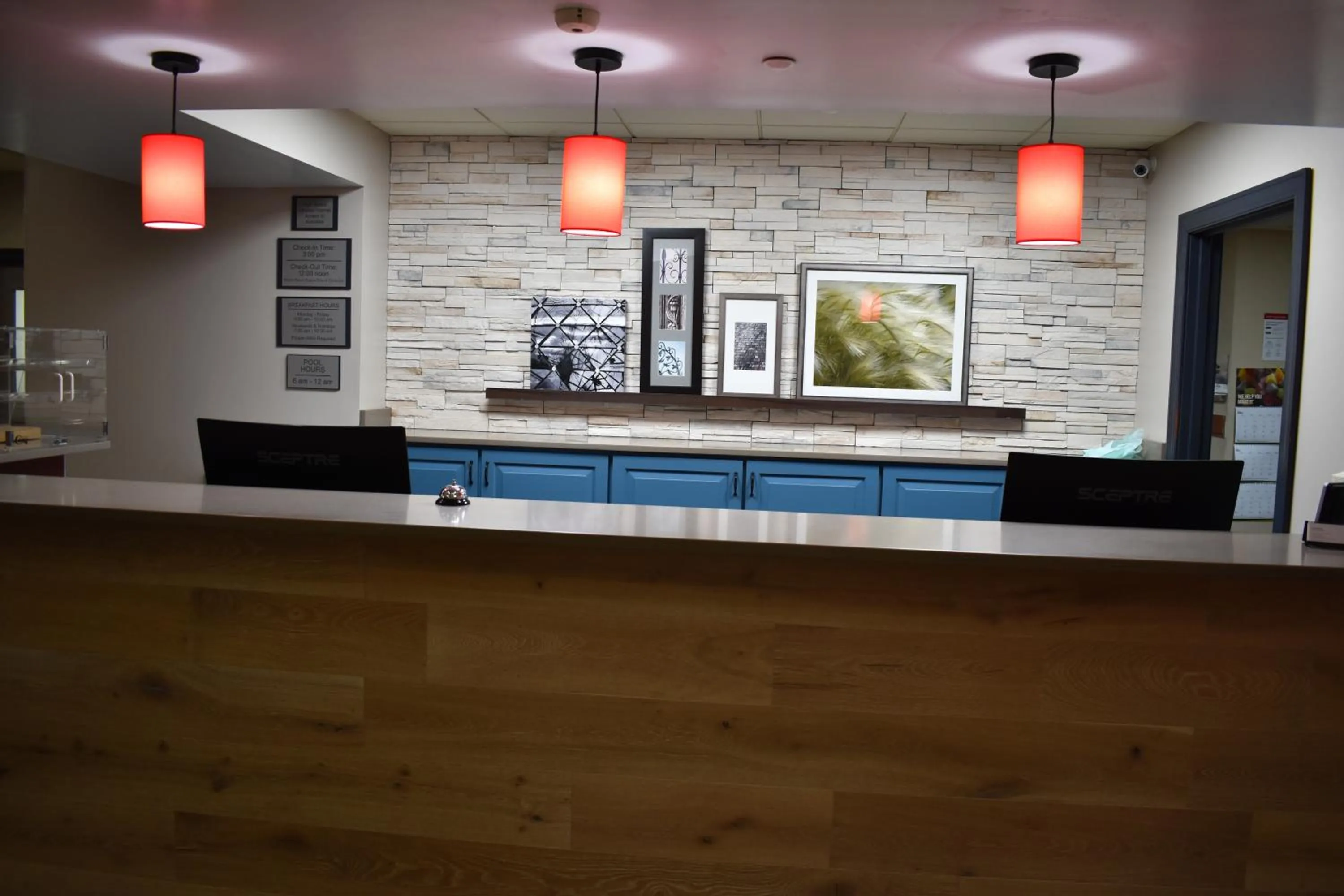 Lobby or reception in Country Inn & Suites by Radisson, Hagerstown, MD