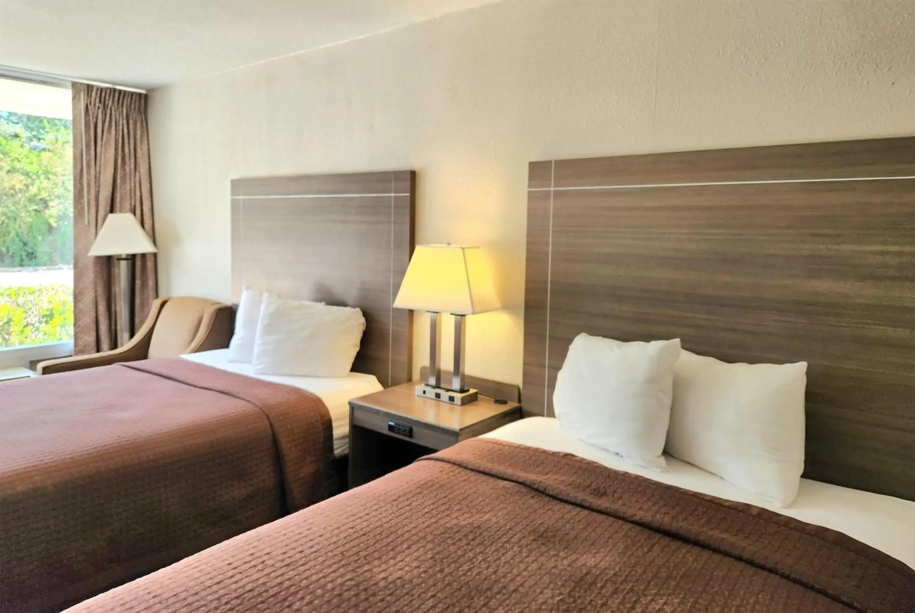 Photo of the whole room, Bed in Days Inn by Wyndham Seguin TX Photo of the whole room, Bed in Days Inn by Wyndham Seguin TX