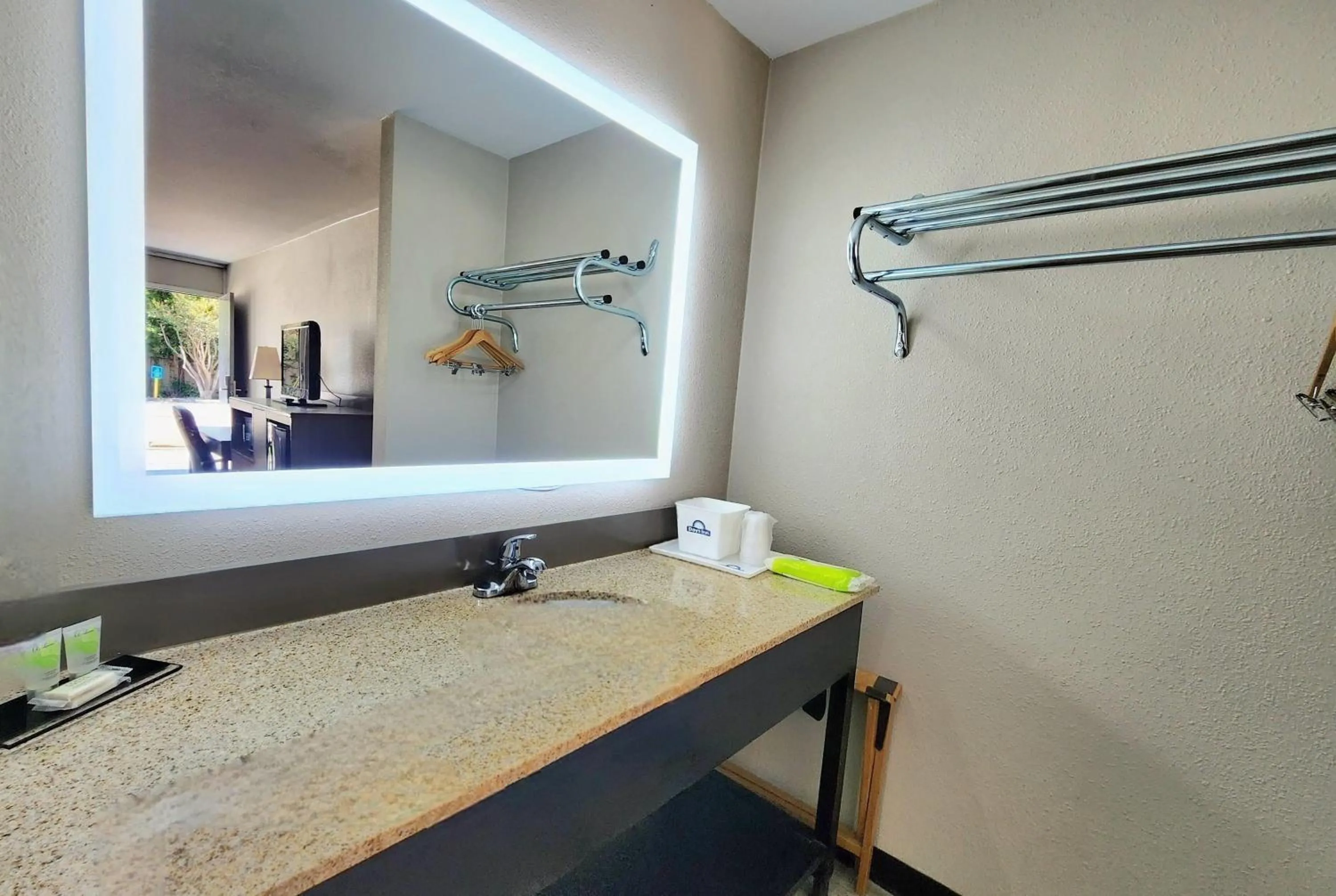 Bathroom in Days Inn by Wyndham Seguin TX