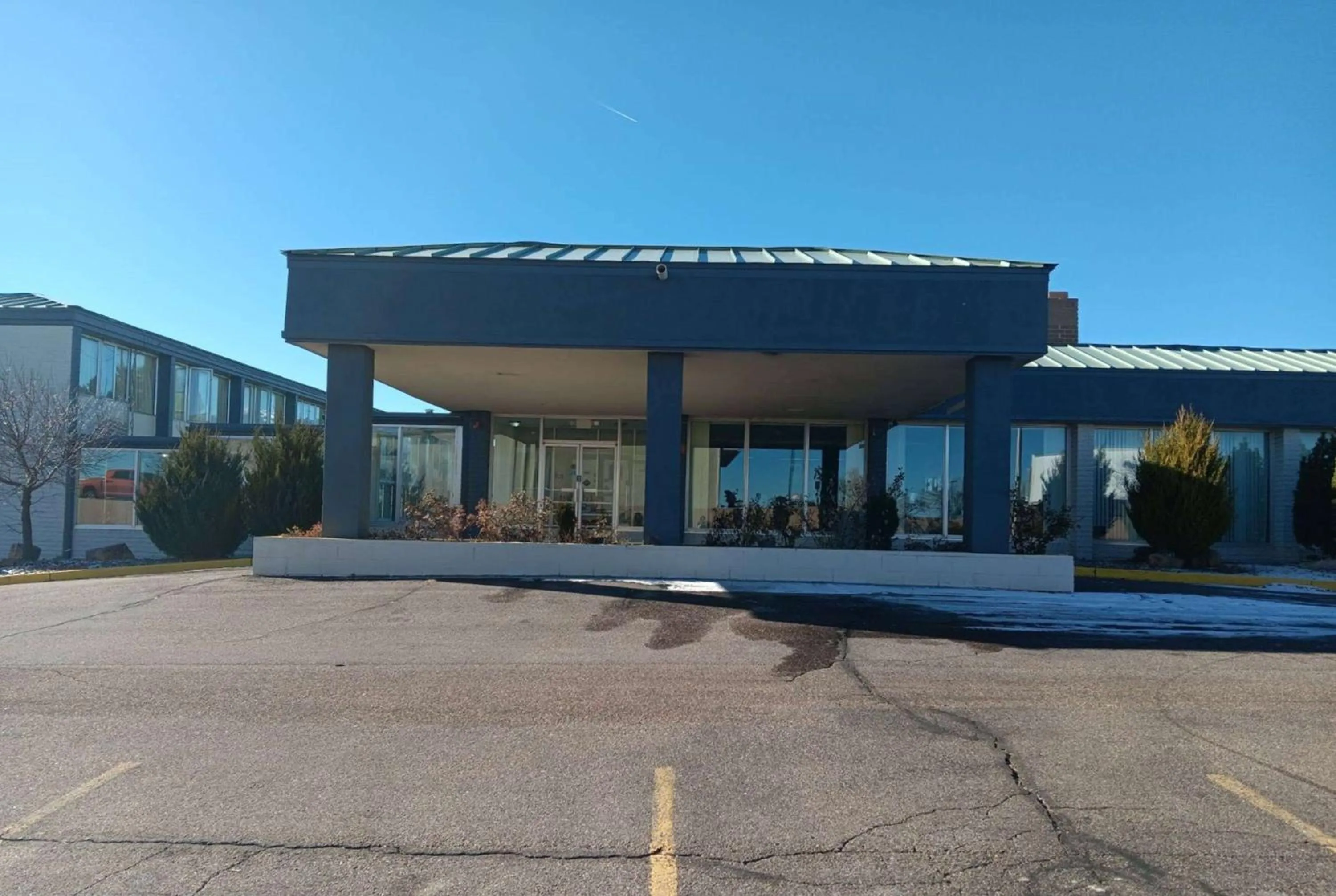 Property building in Days Inn by Wyndham Colorado City