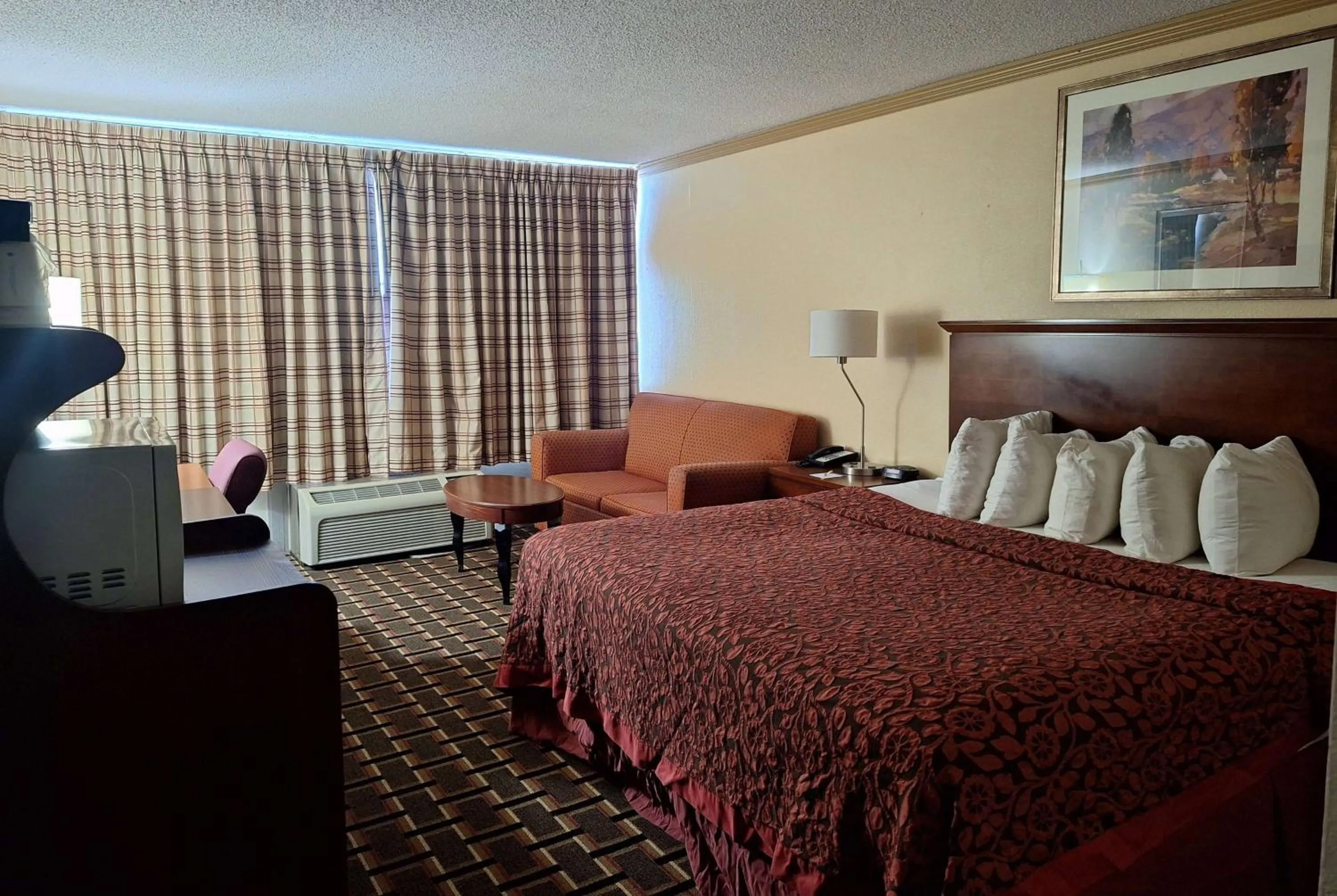 Photo of the whole room, Bed in Days Inn by Wyndham Colorado City