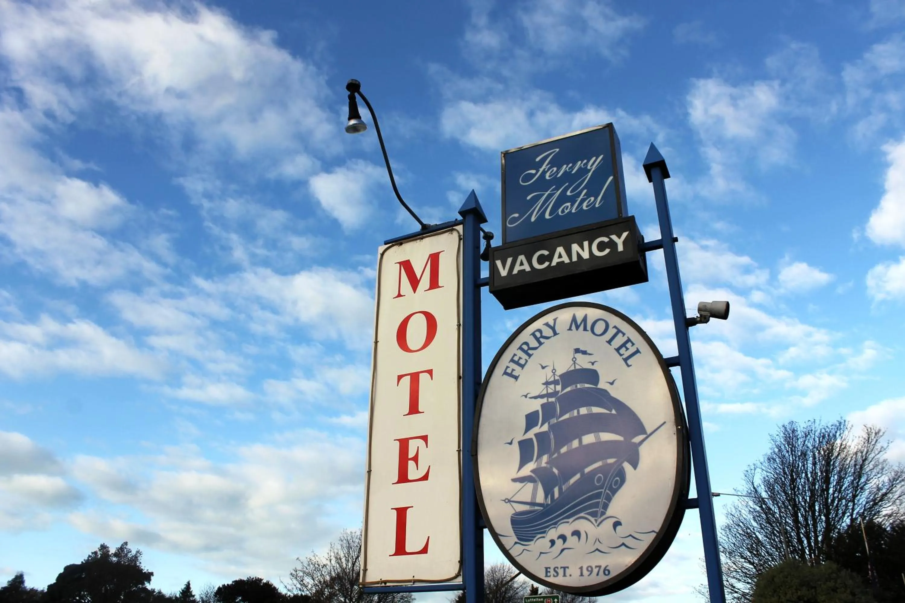 Property logo or sign in Ferry Motel