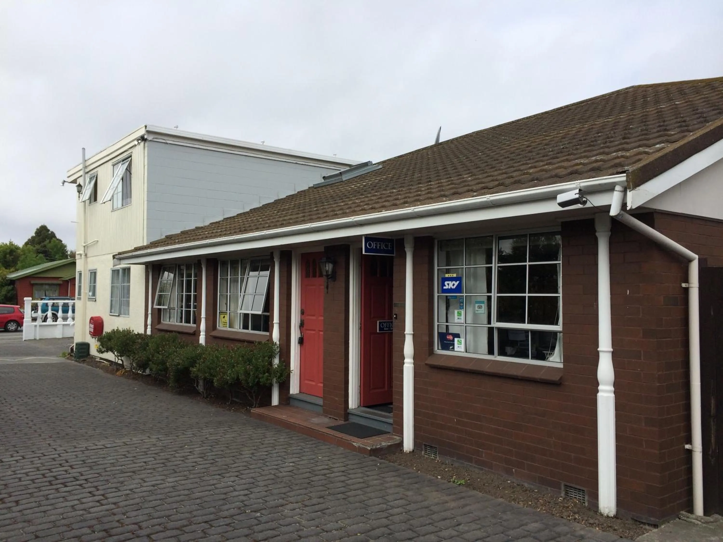 Library in Ferry Motel