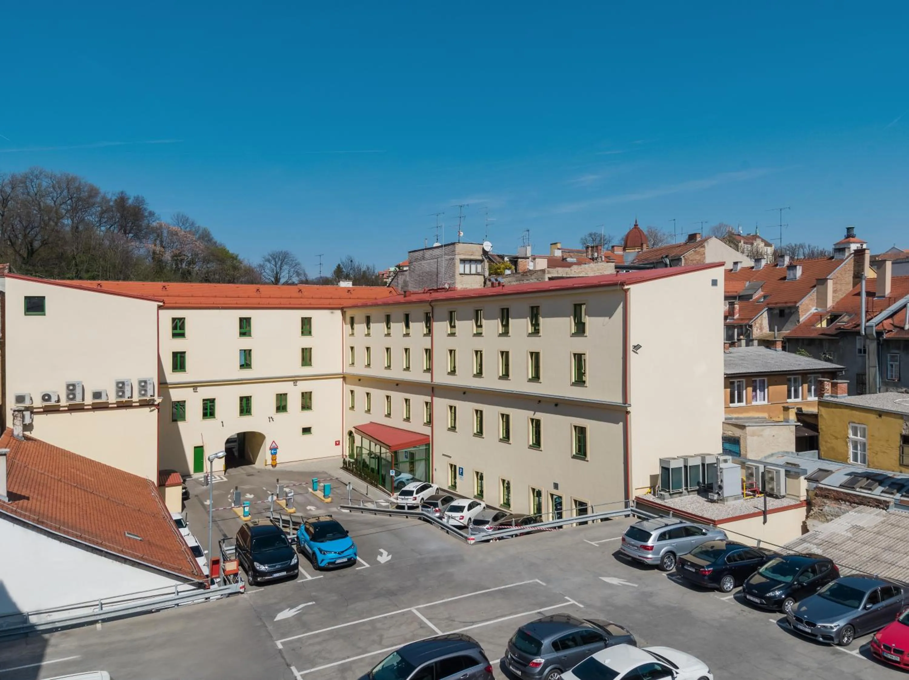 Property building in Hotel PARK 45