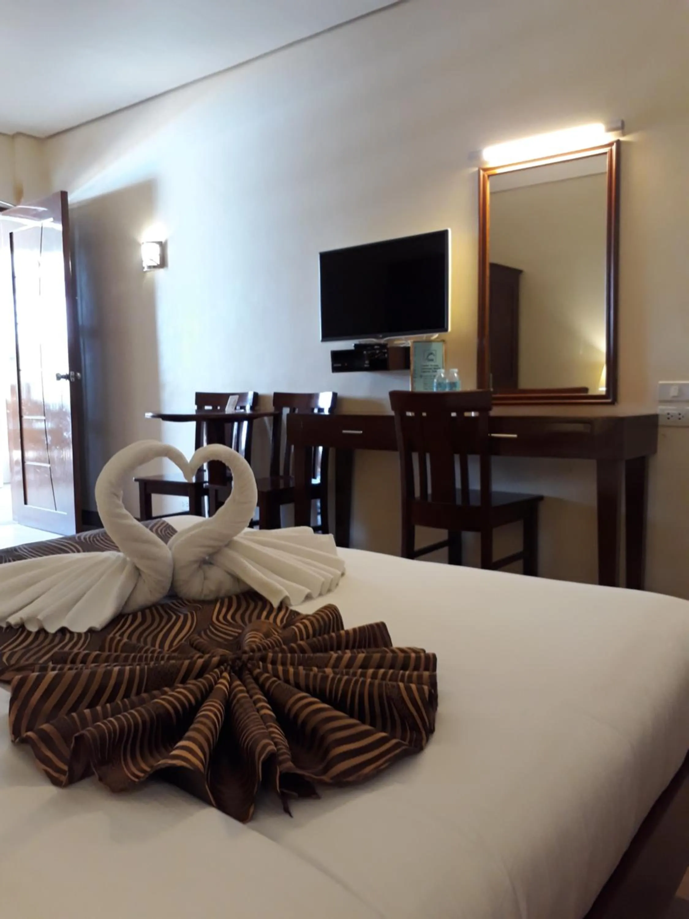 Bed in Sea Garden Resort Iloilo