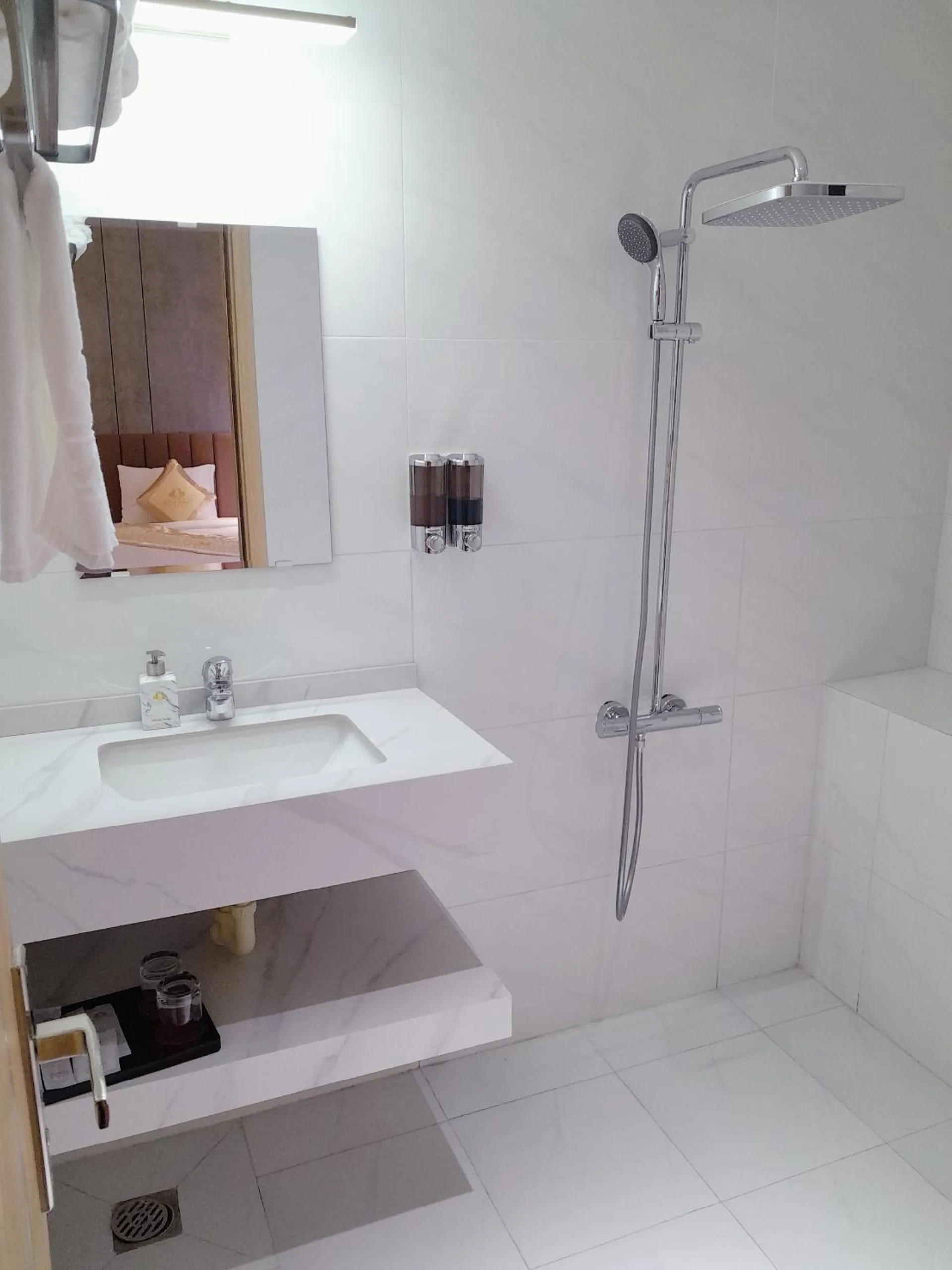 Prague Nha Trang Hotel