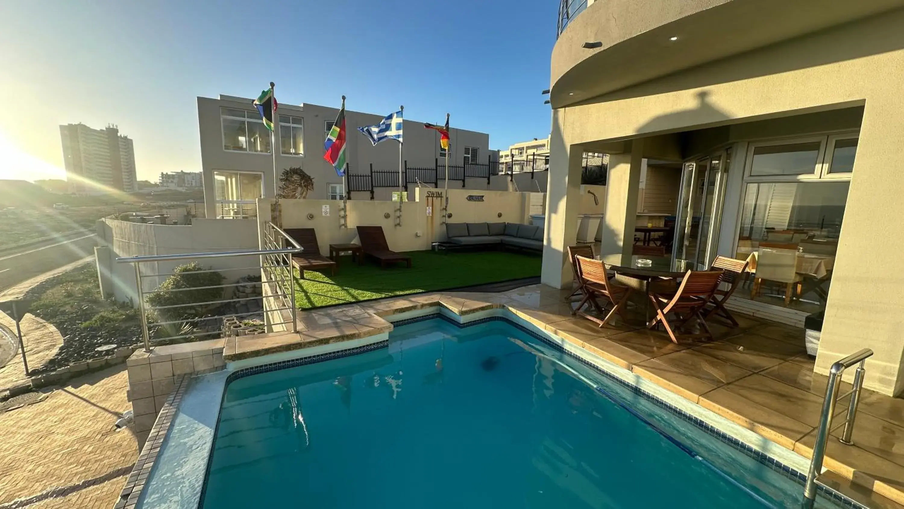 Pool view in Oceansnest Guest House Pool view in Oceansnest Guest House