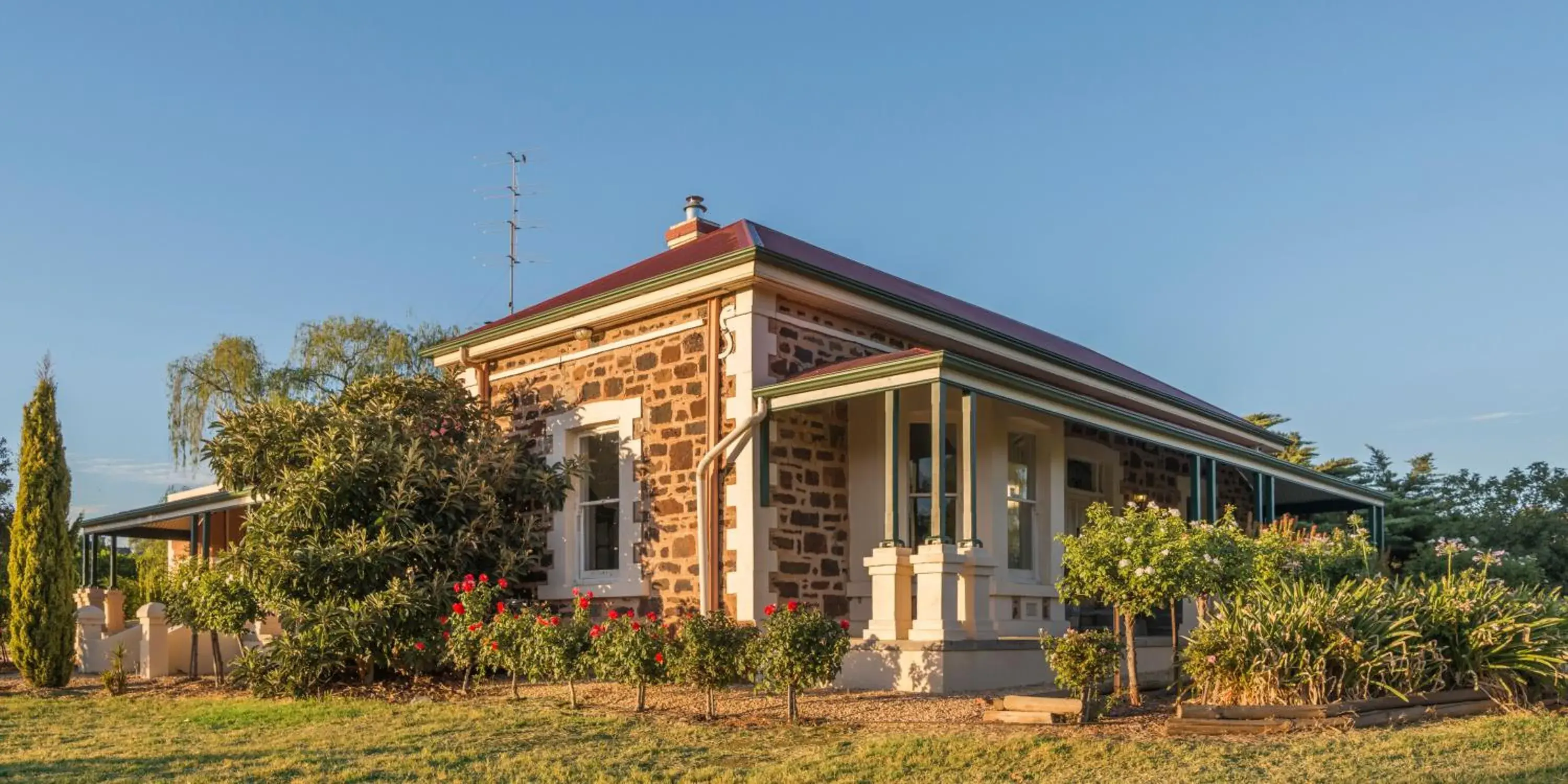 One-Bedroom Cottage in Barossa Shiraz Estate One-Bedroom Cottage in Barossa Shiraz Estate