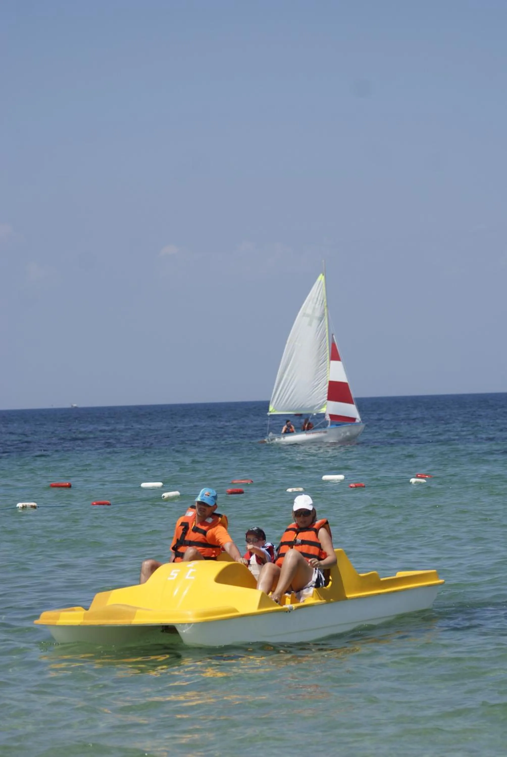 Canoeing in El Mouradi Club Selima