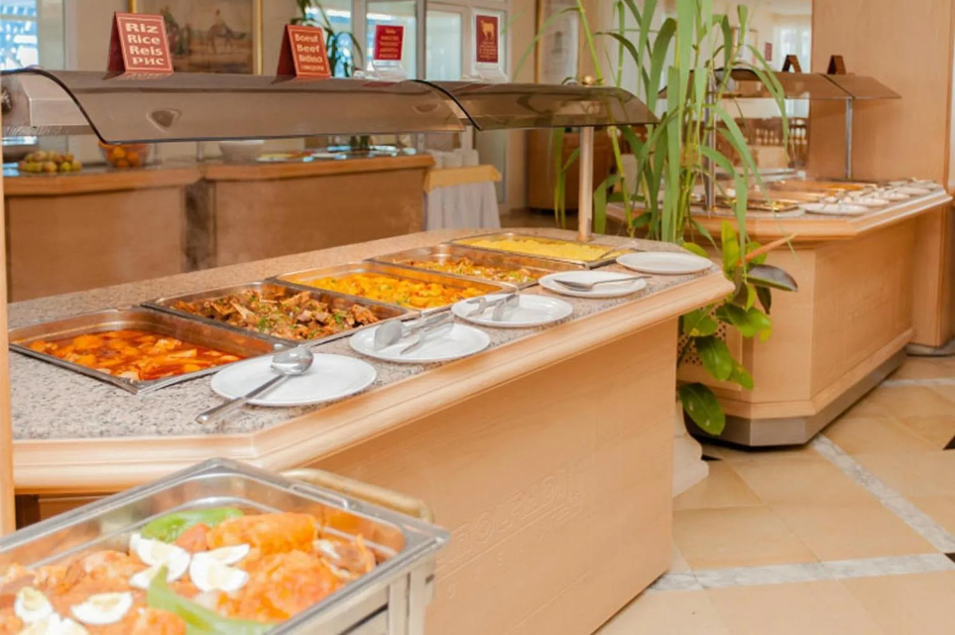 Restaurant/places to eat in El Mouradi Club Selima