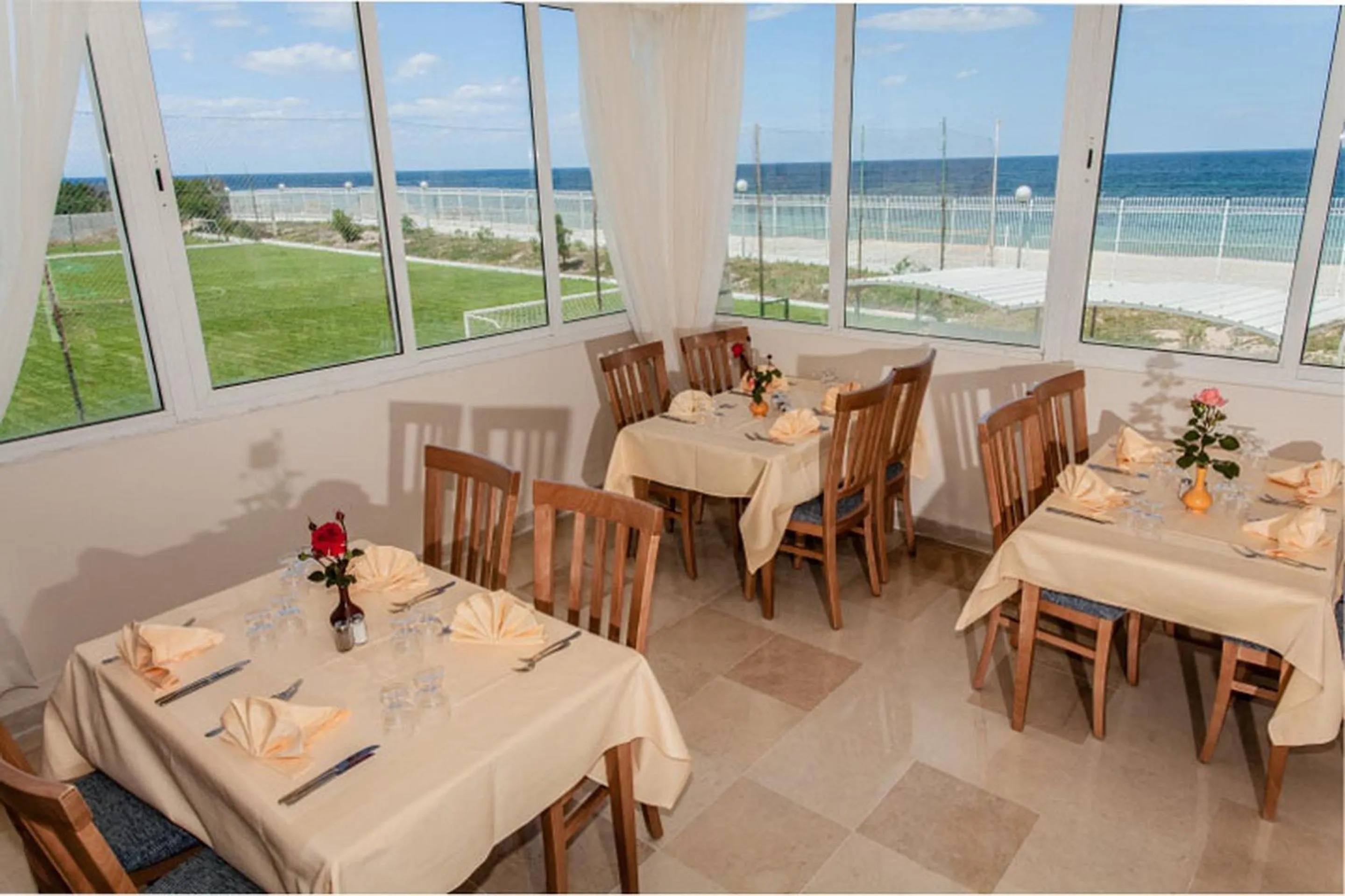 Restaurant/places to eat in El Mouradi Club Selima