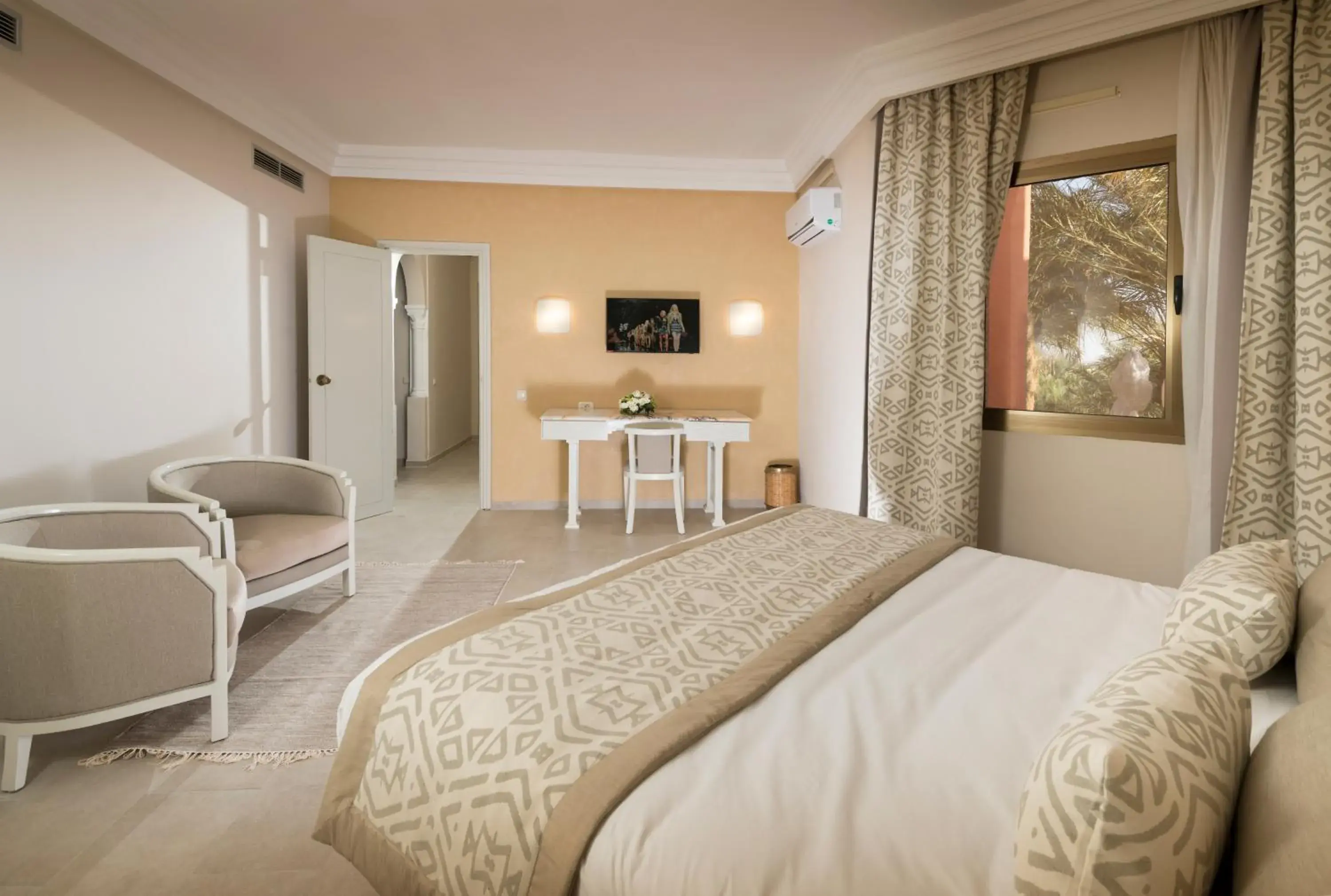 Bed in Palm Beach Palace Tozeur Bed in Palm Beach Palace Tozeur