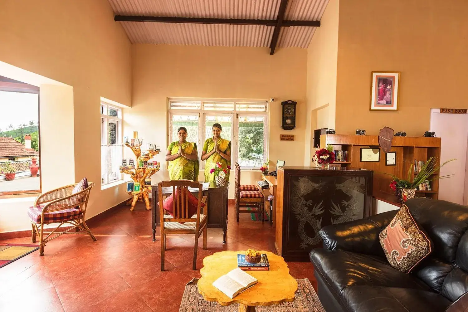 Lobby or reception in Teanest by Nature Resorts and Stays Lobby or reception in Teanest by Nature Resorts and Stays