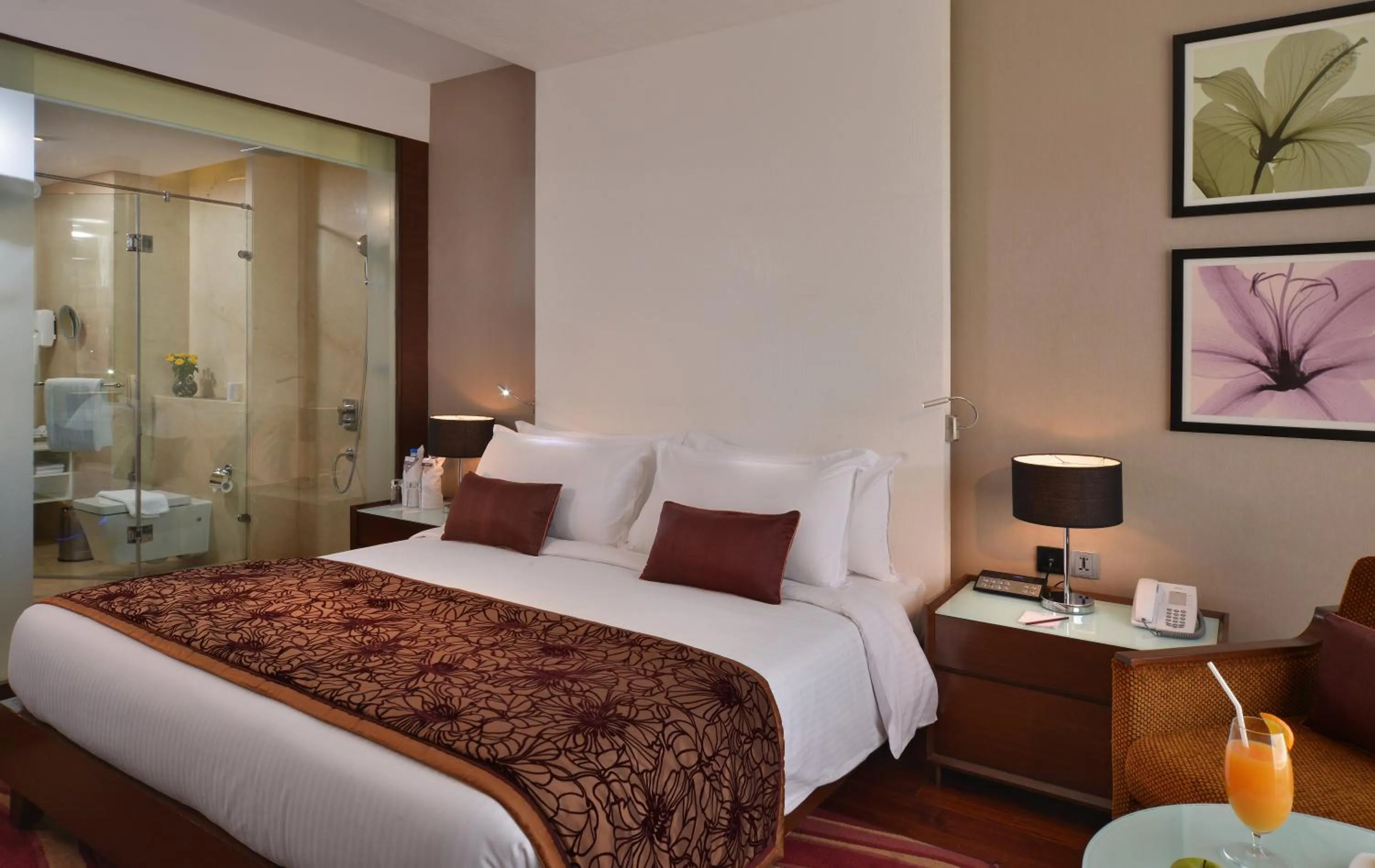 Photo of the whole room, Bed in Holiday Inn Chandigarh Panchkula, an IHG Hotel