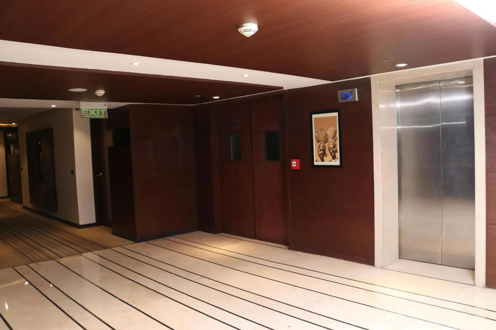 Lobby or reception in Holiday Inn Chandigarh Panchkula, an IHG Hotel