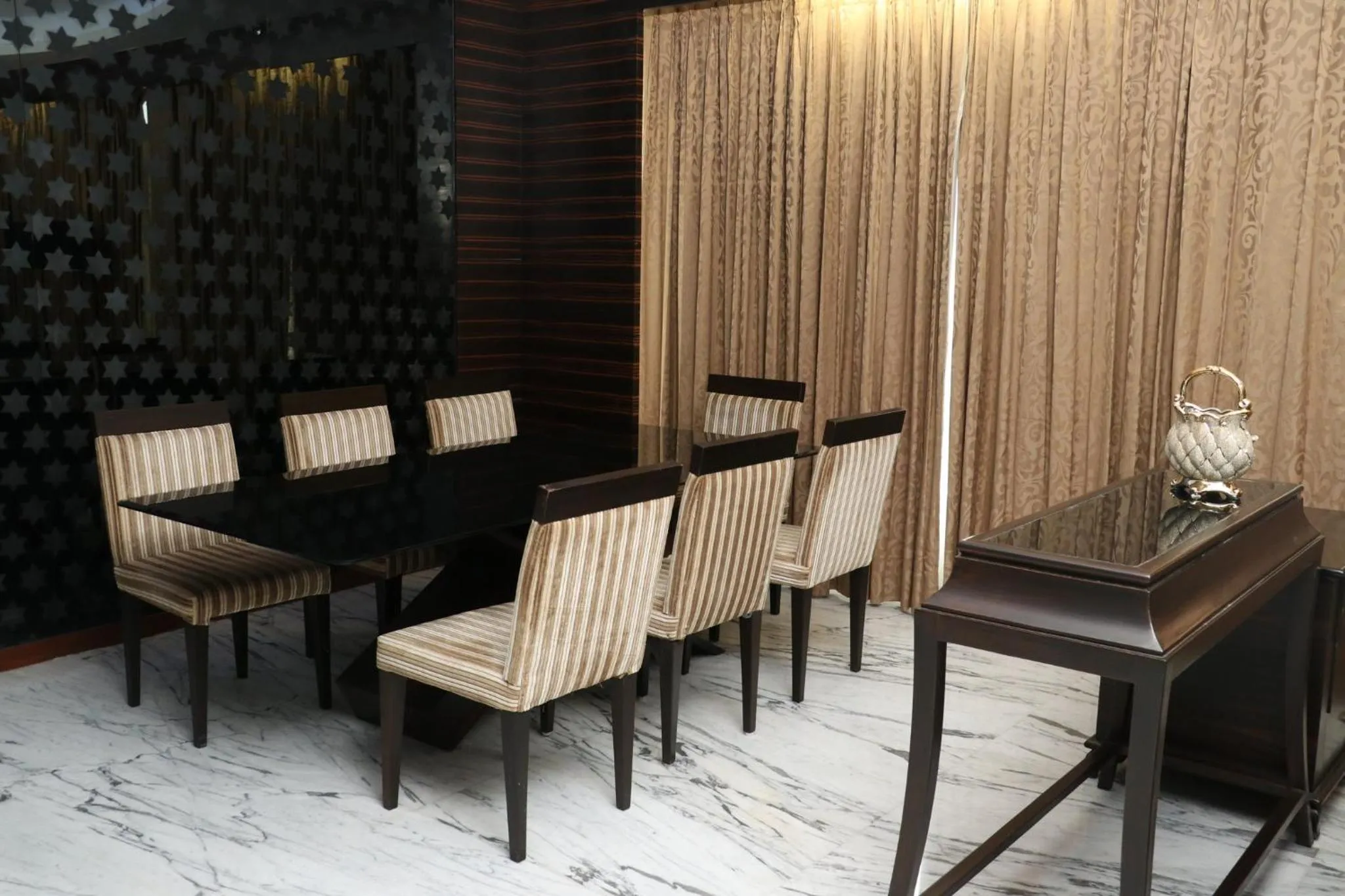 Photo of the whole room in Holiday Inn Chandigarh Panchkula, an IHG Hotel