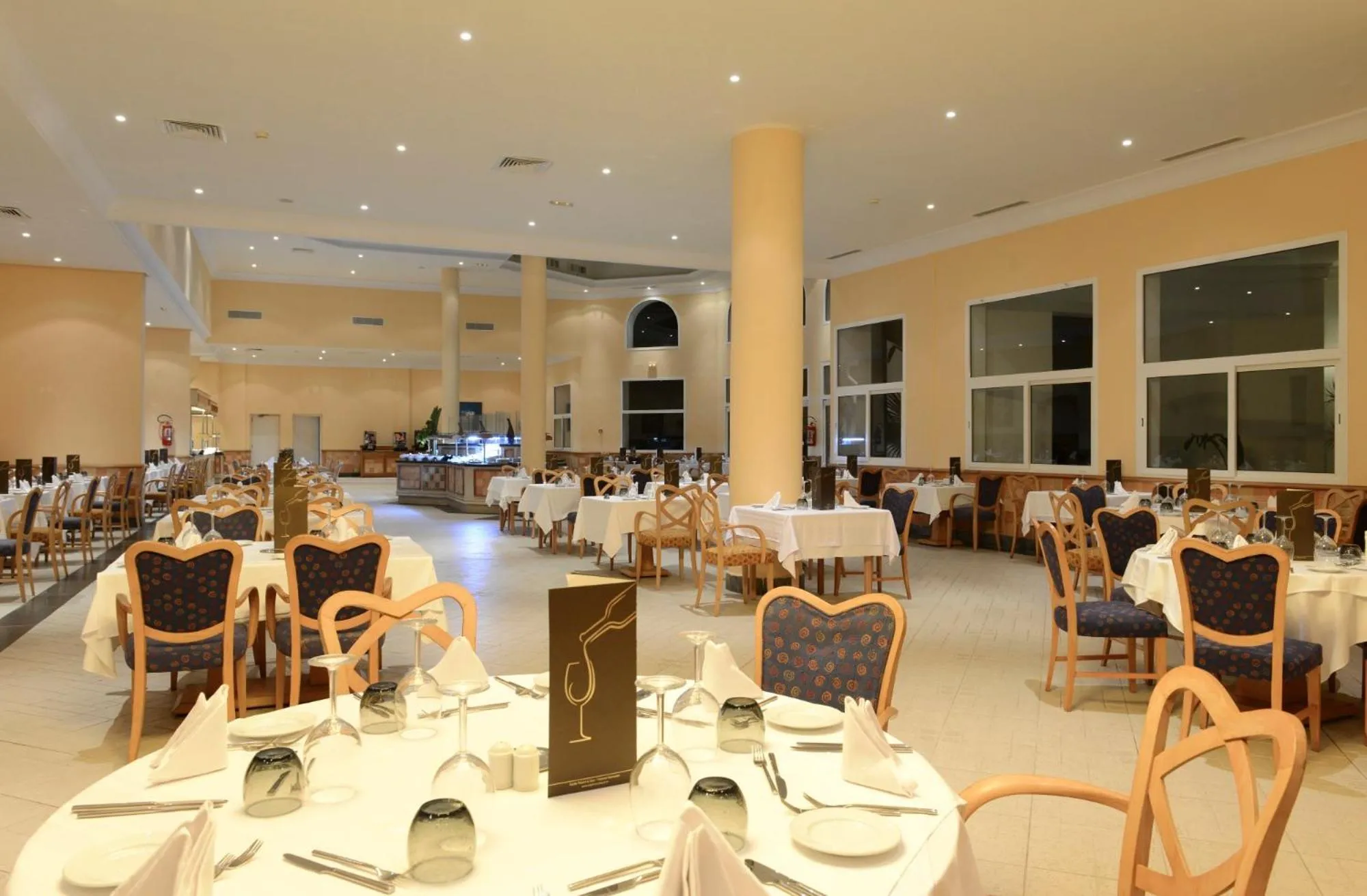 Restaurant/places to eat in Vincci Saphir Palace & Spa