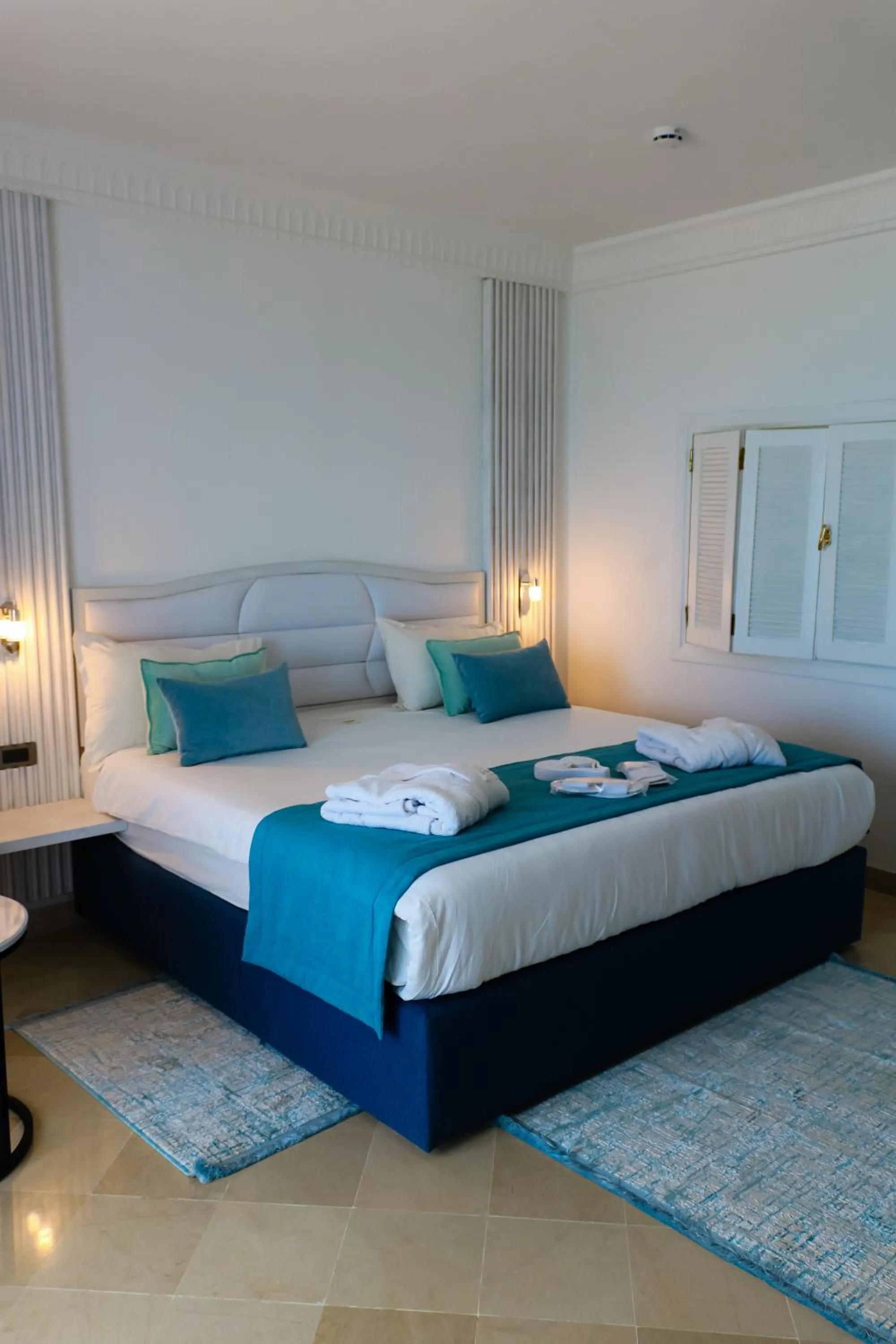 Property building, Bed in Vincci Saphir Palace & Spa