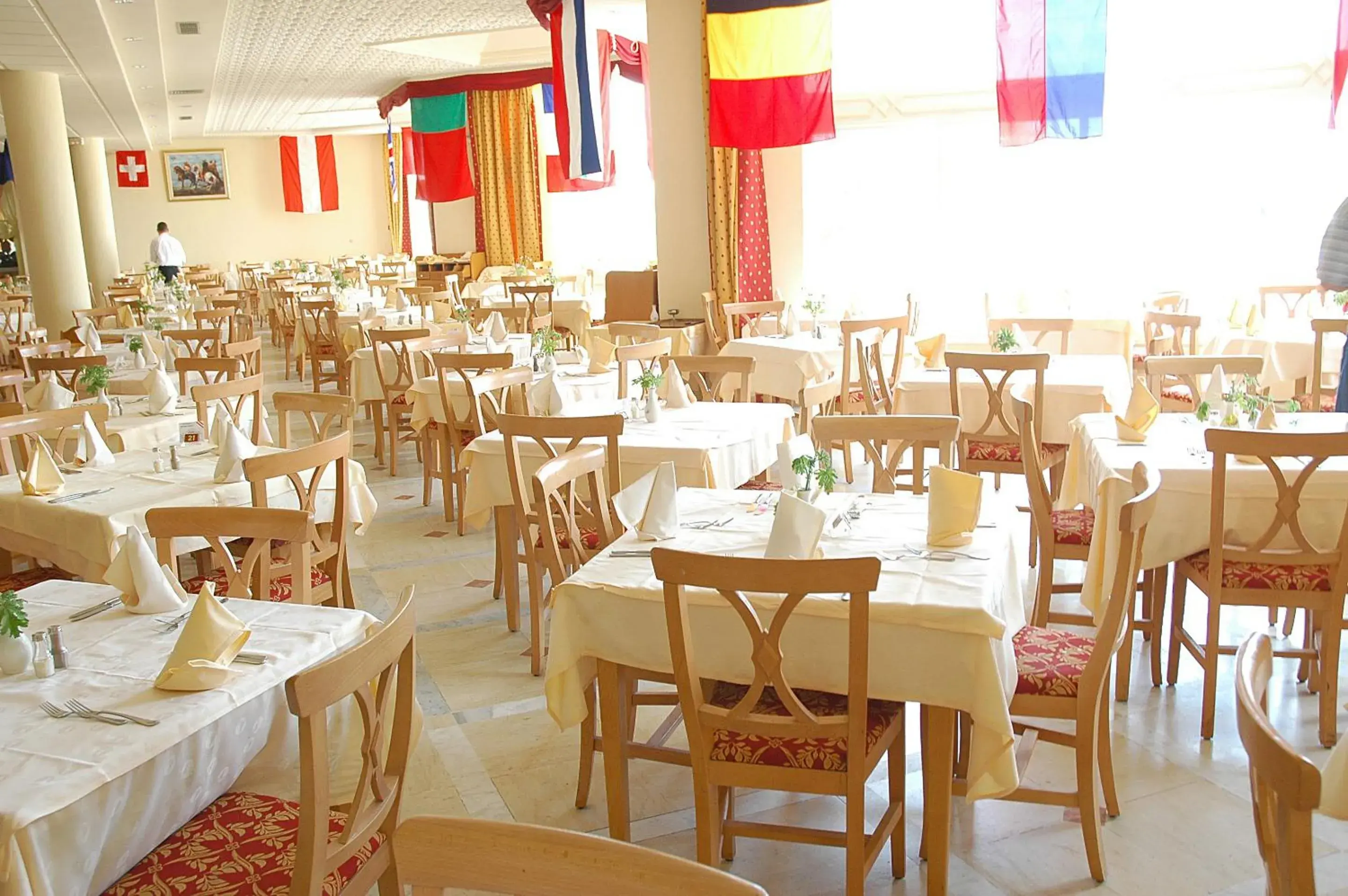 Restaurant/places to eat in El Mouradi Skanes Restaurant/places to eat in El Mouradi Skanes