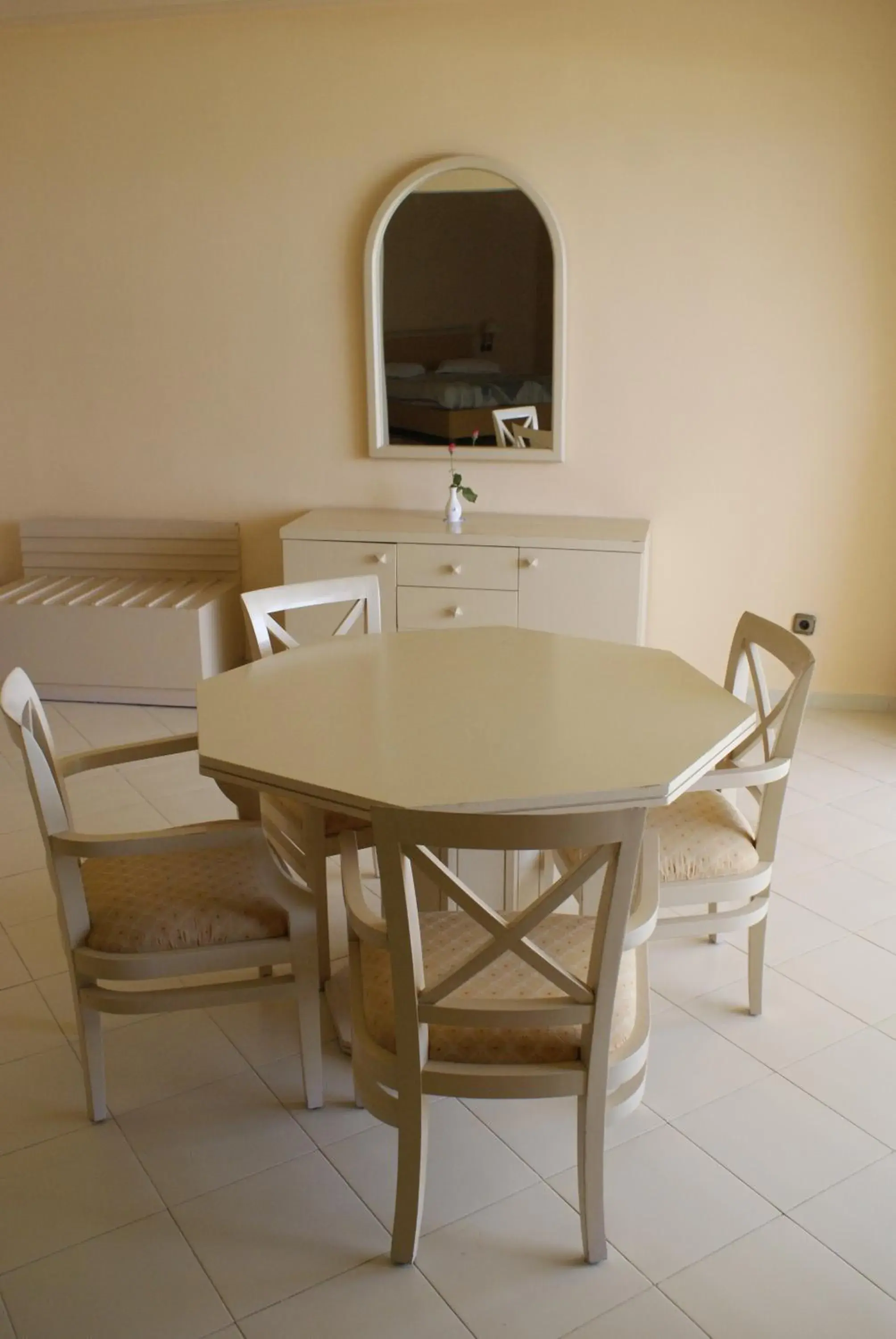 Living room in El Mouradi El Menzah Living room in El Mouradi El Menzah