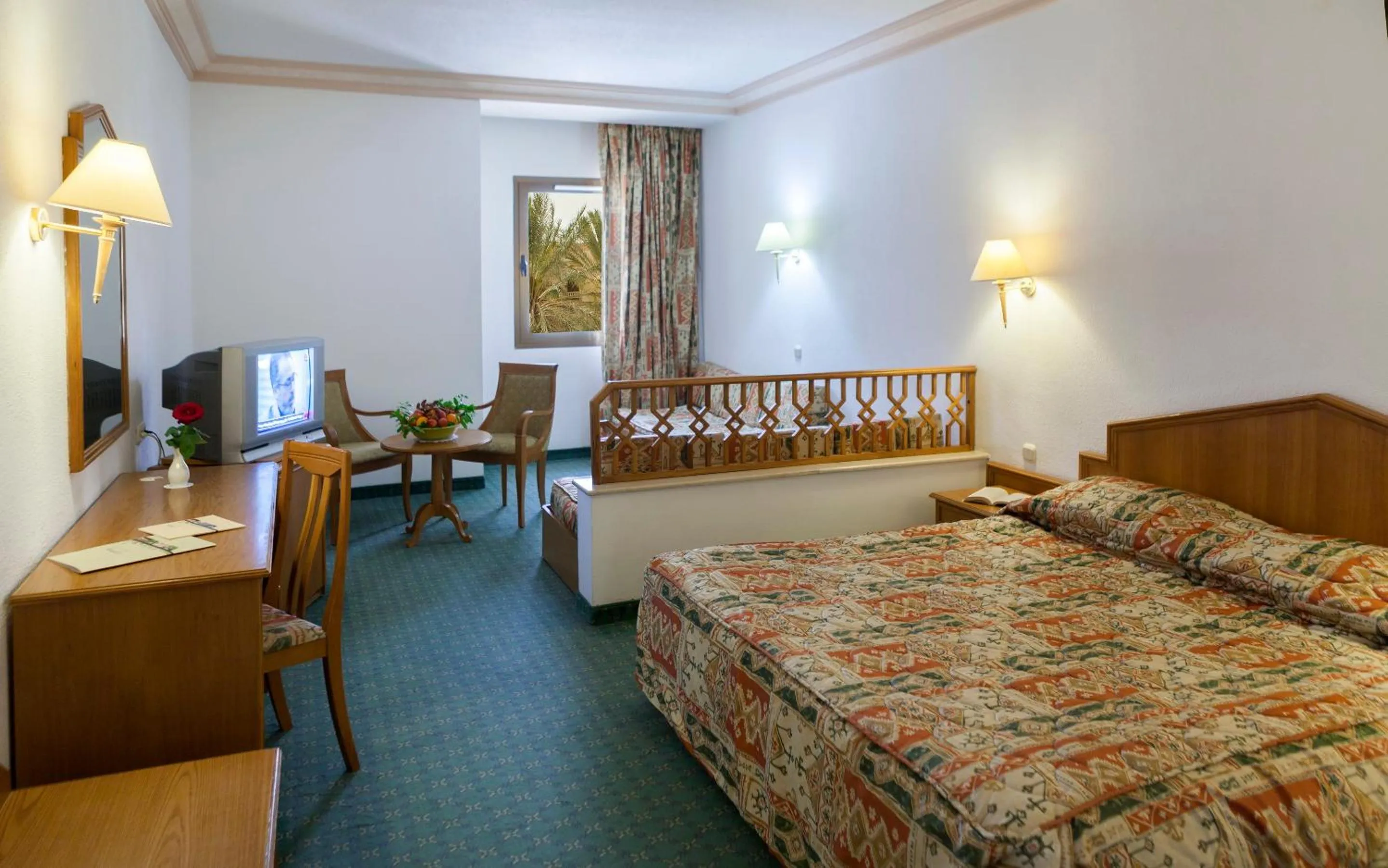 Bedroom, Bed in El Mouradi Douz