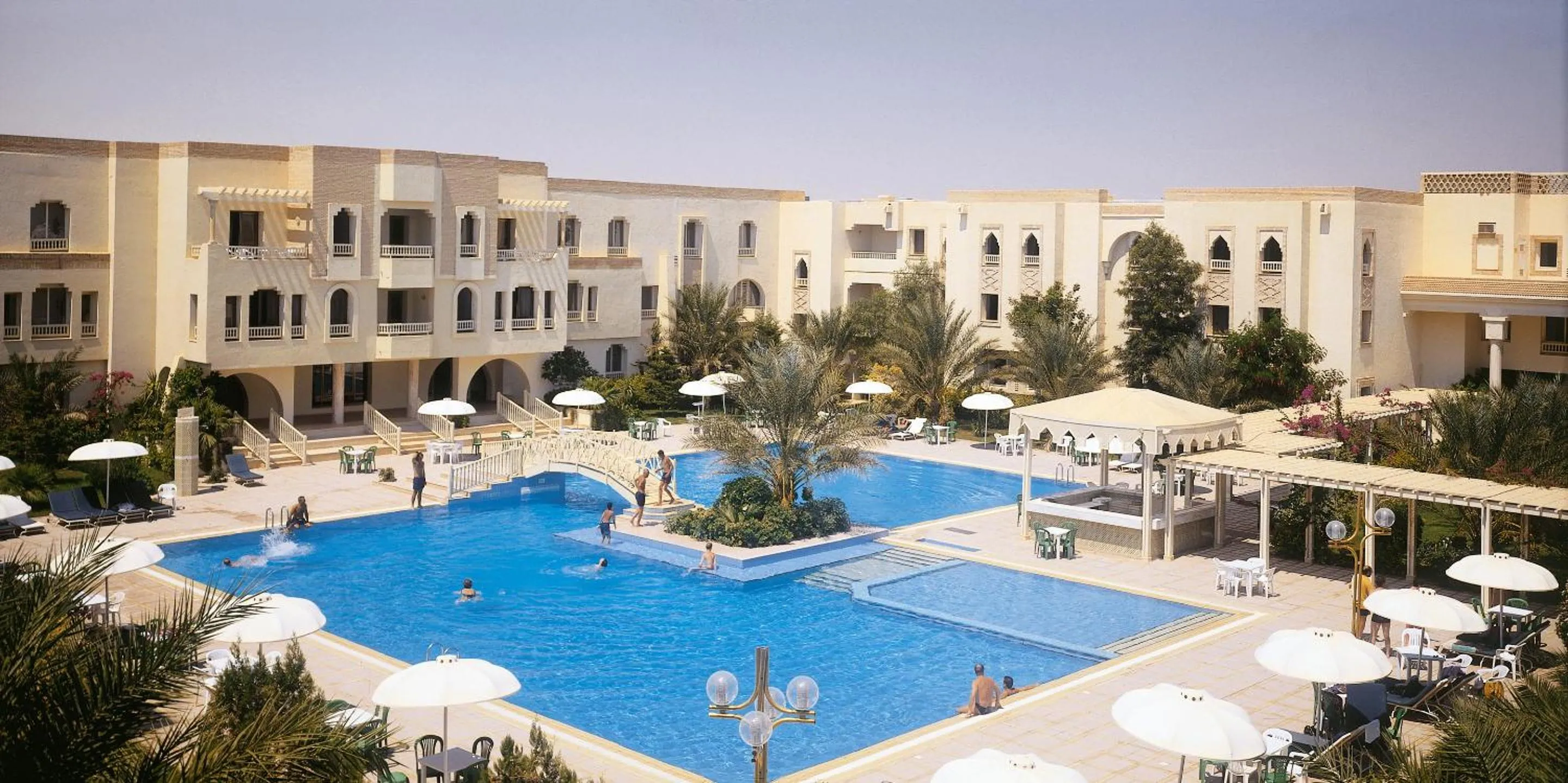 Swimming pool in El Mouradi Douz