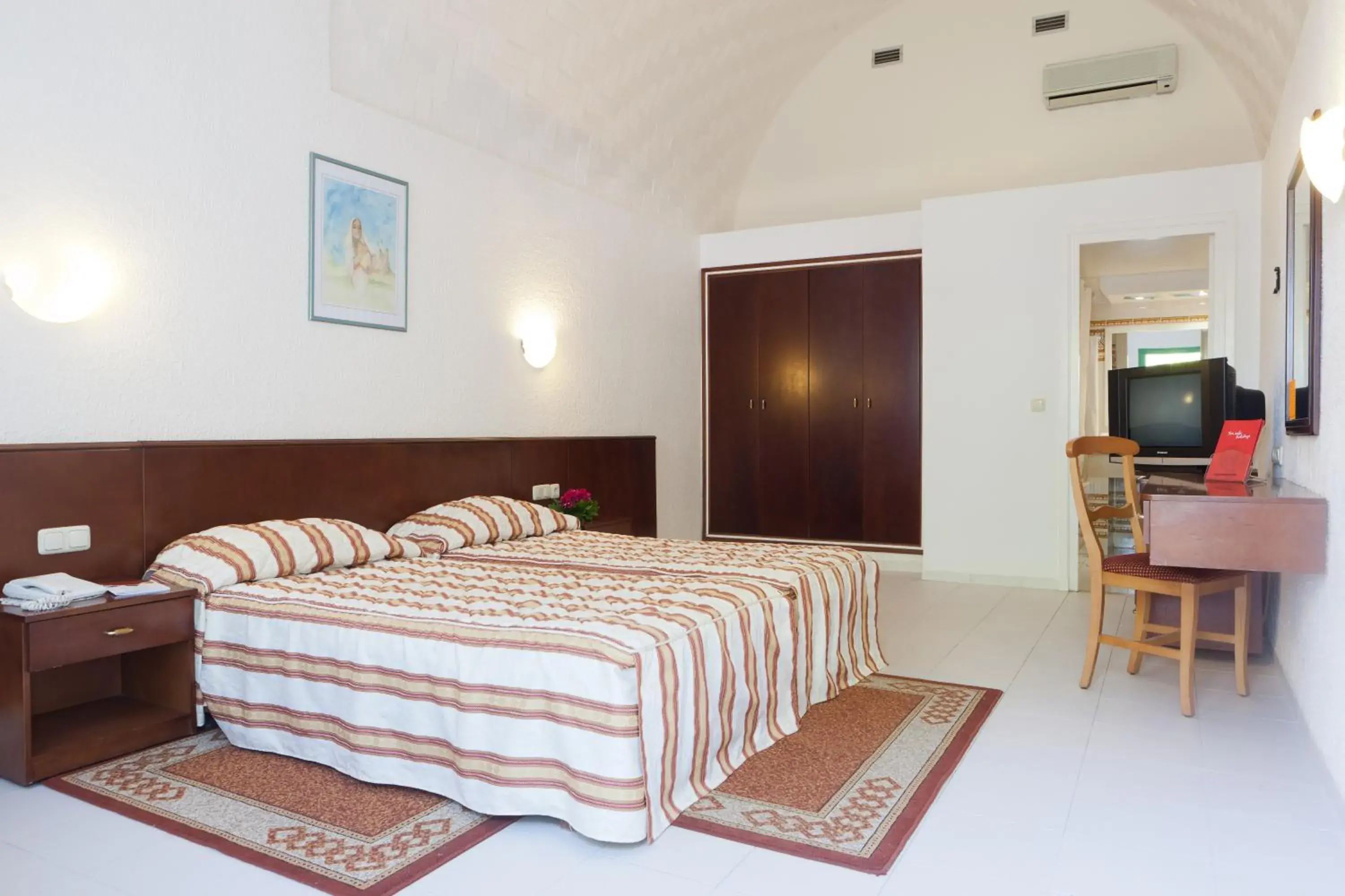 Bedroom, Bed in El Mouradi Club Kantaoui Bedroom, Bed in El Mouradi Club Kantaoui