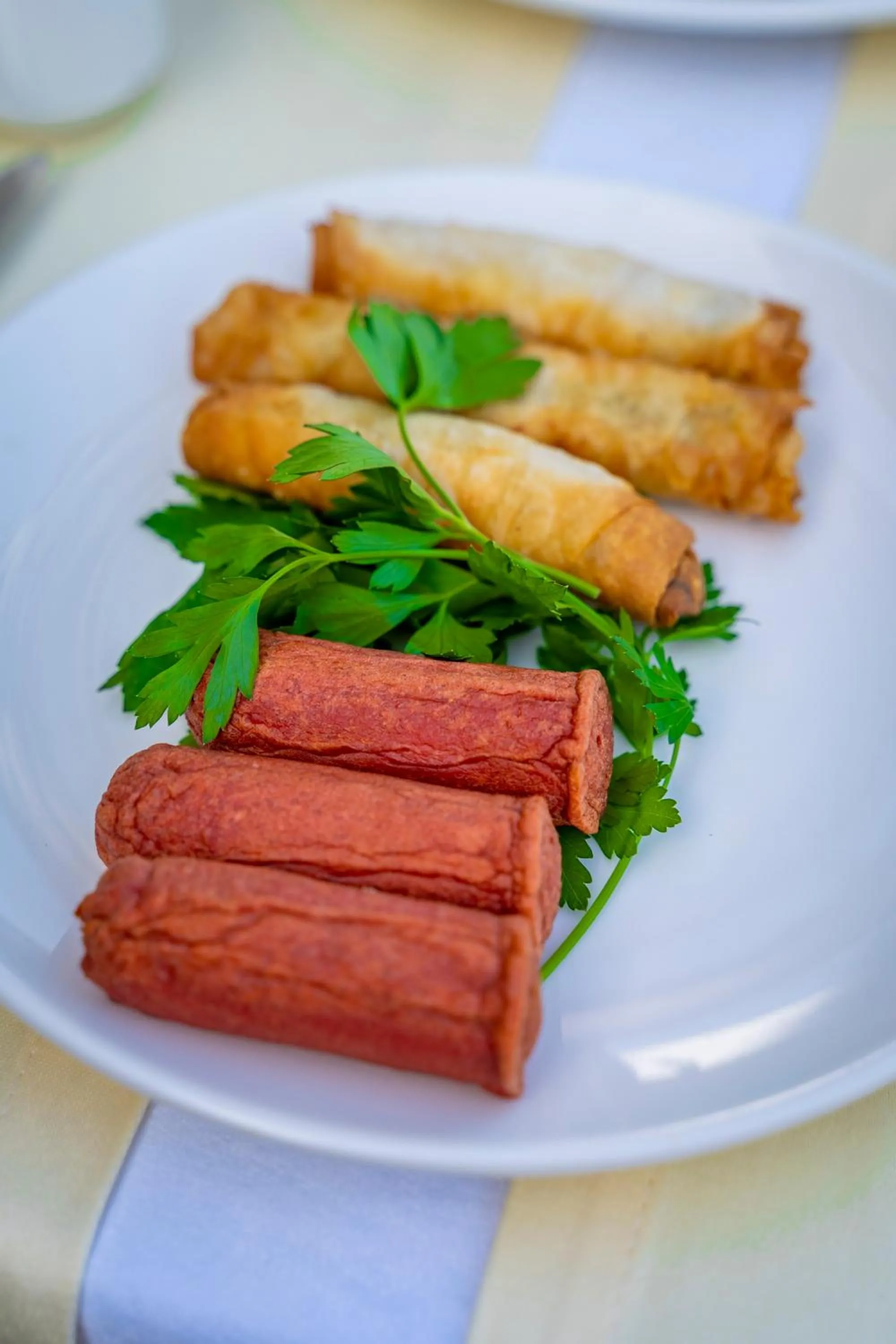 Restaurant/places to eat, Food in Queen Boutique Hotel