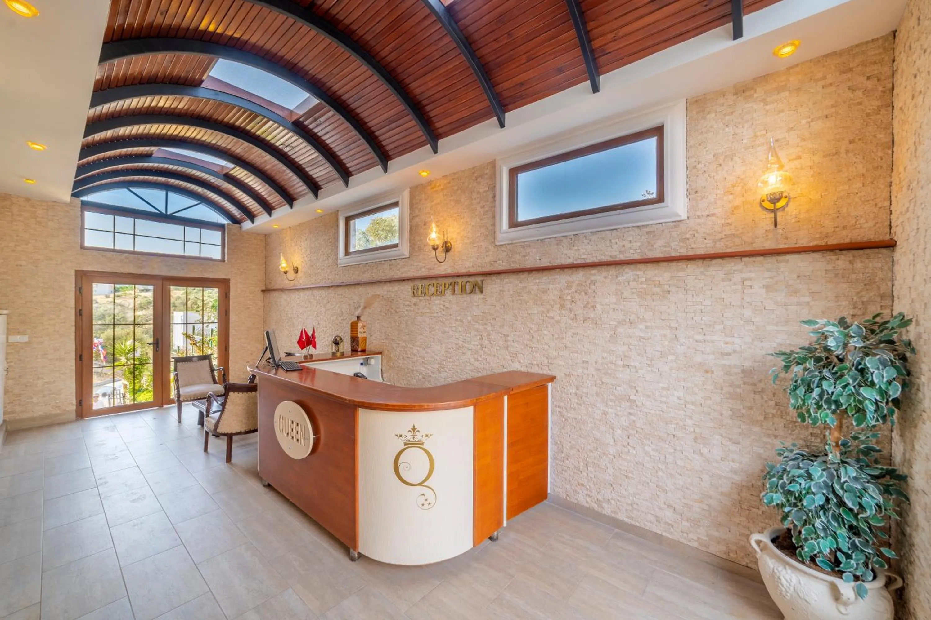Lobby or reception, Lobby/Reception in Queen Boutique Hotel